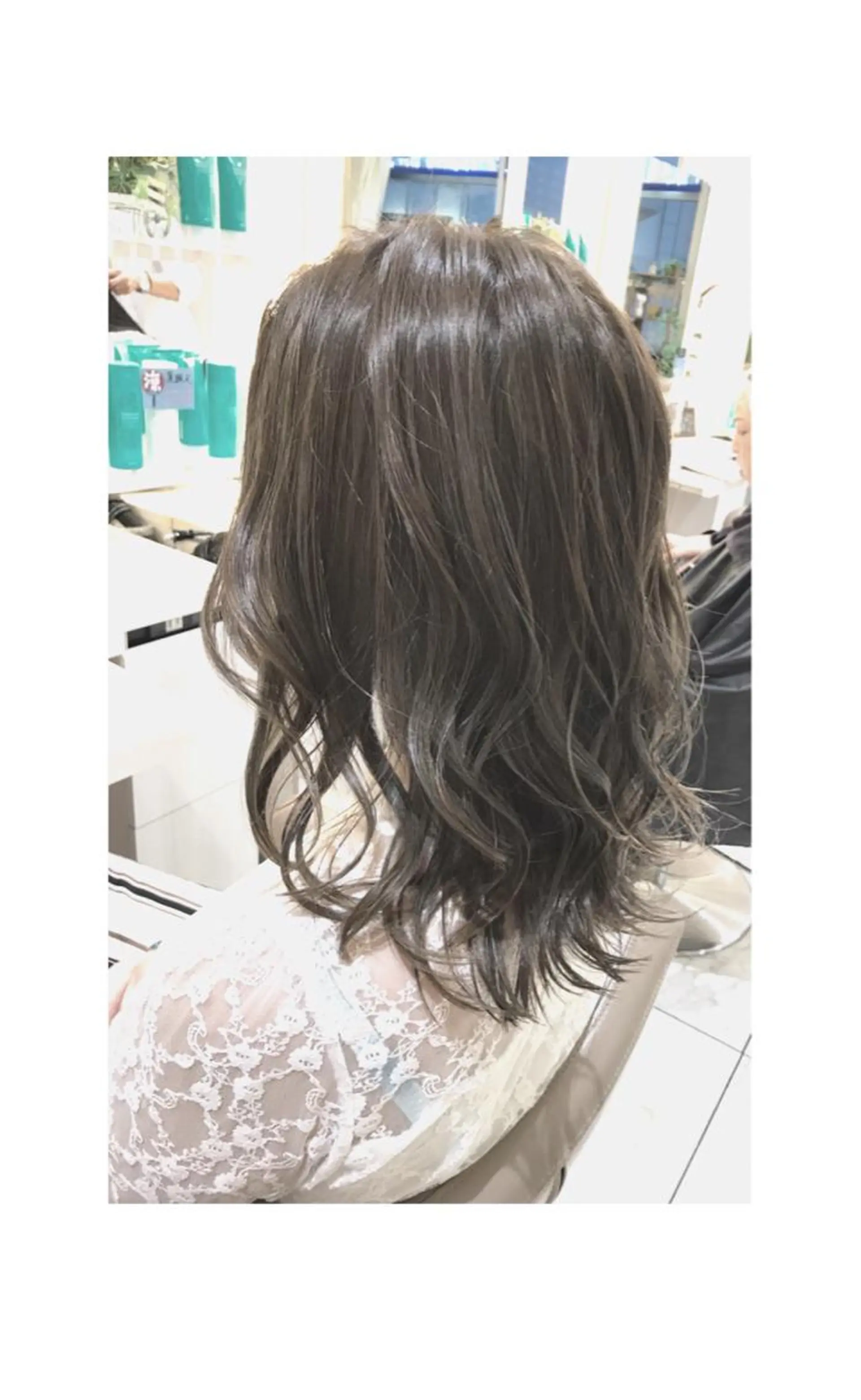 ミディアム カラー ブリーチ ケアブリーチ グレージュ ハイライトカラー ハイライト カット ヘアカラー 山崎俊輔/髪質改善 /バレイヤージュのヘアスタイル