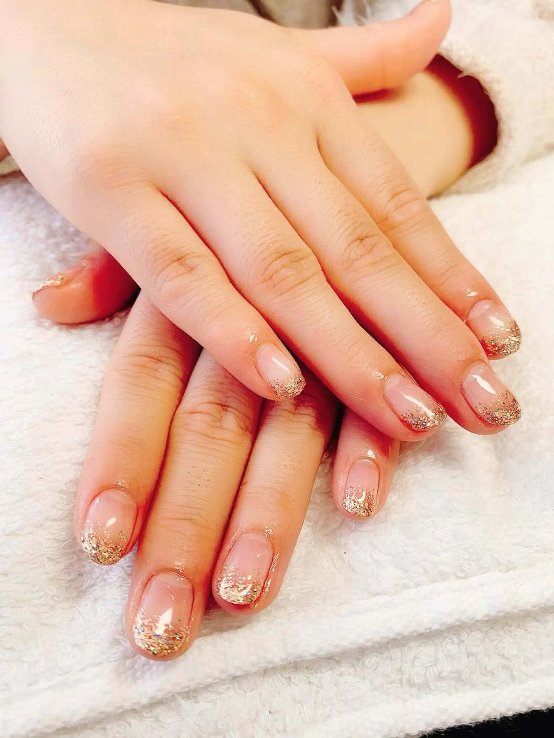 ネイル ラメ(グリッター) ラメグラデーション 太田 あきなのネイルデザイン