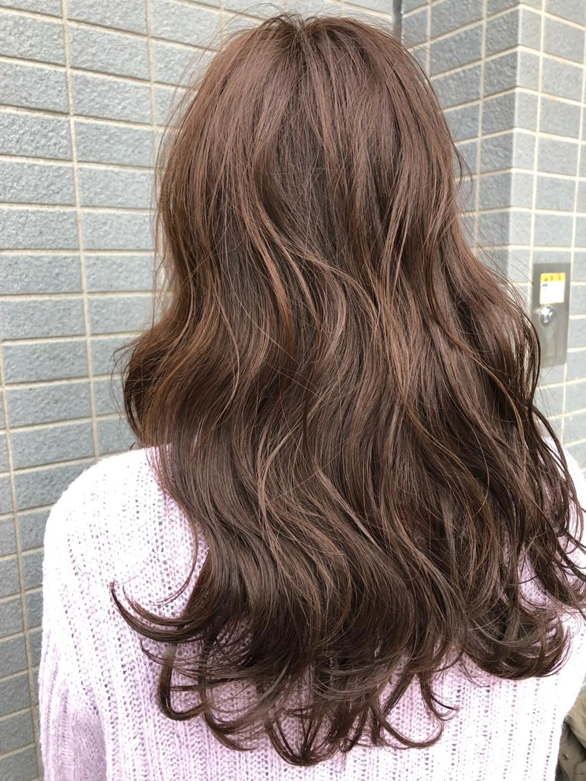 セミロング カラー アディクシーカラー 透明感カラー グレージュ 似合わせ レイヤー須川のヘアスタイル