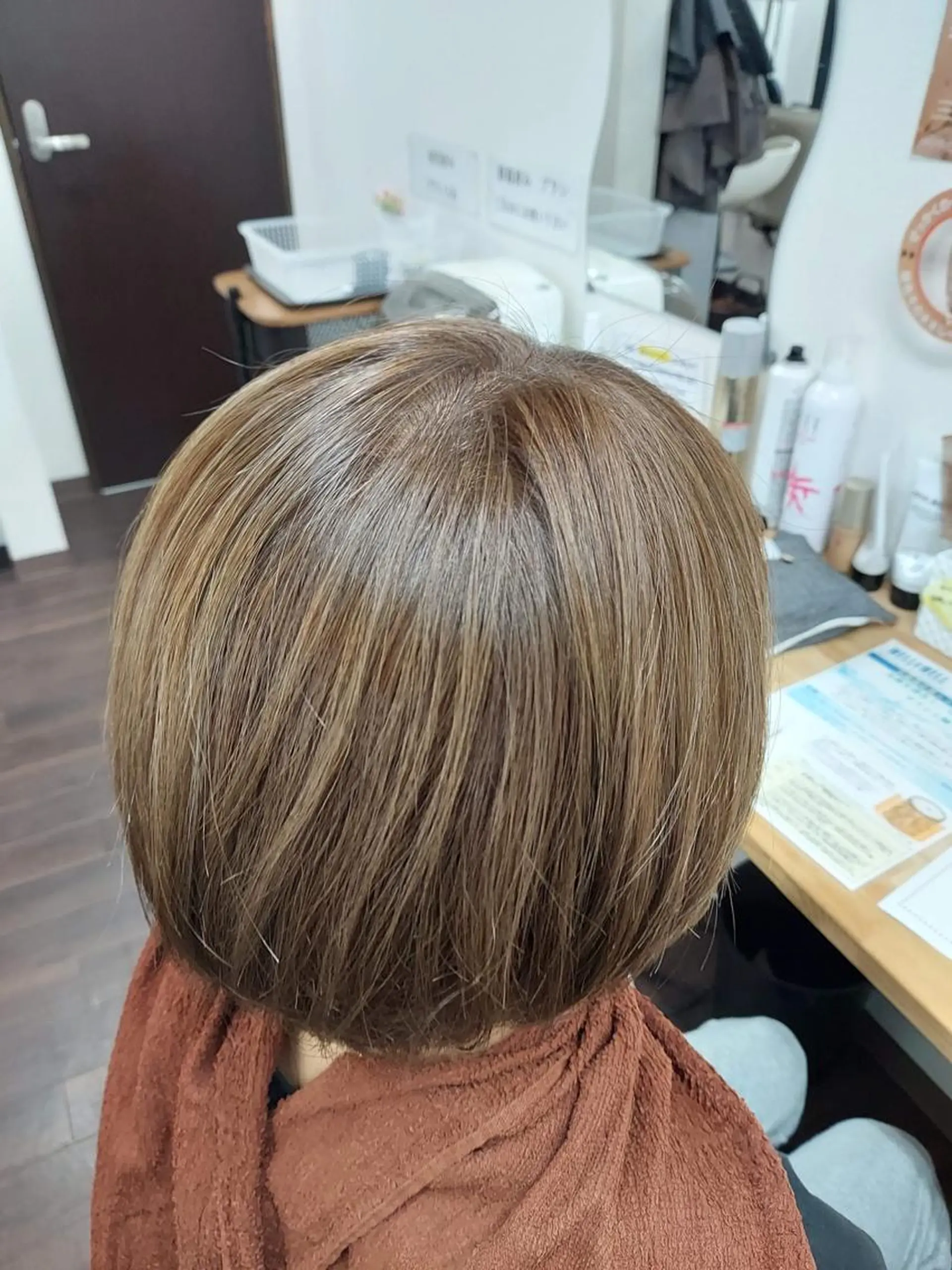 カラー ヘアカラー ASAMI (カラーリスト)のヘアスタイル