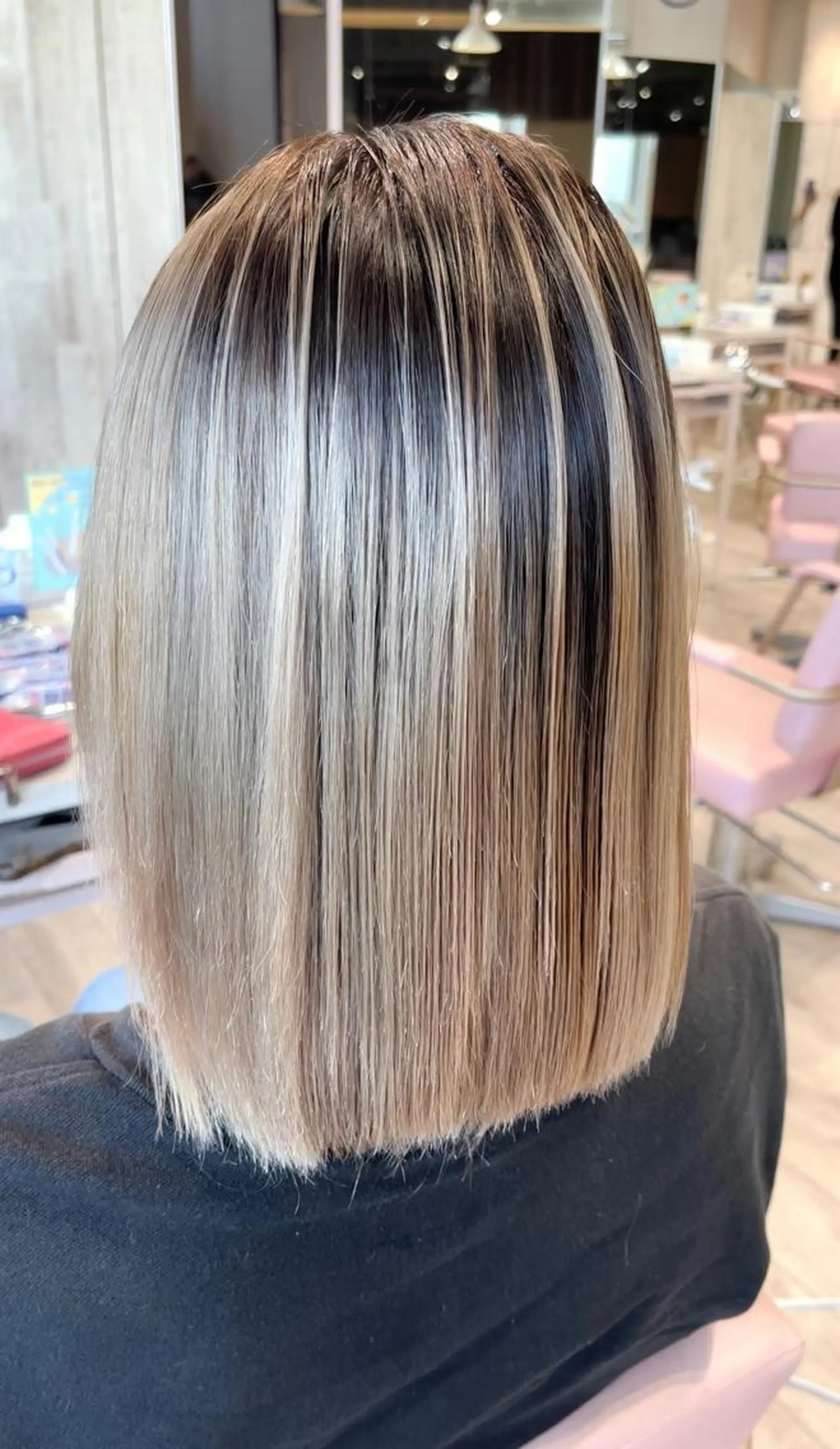 ロング カラー 高島大登/顔周り /レイヤーカットのヘアスタイル