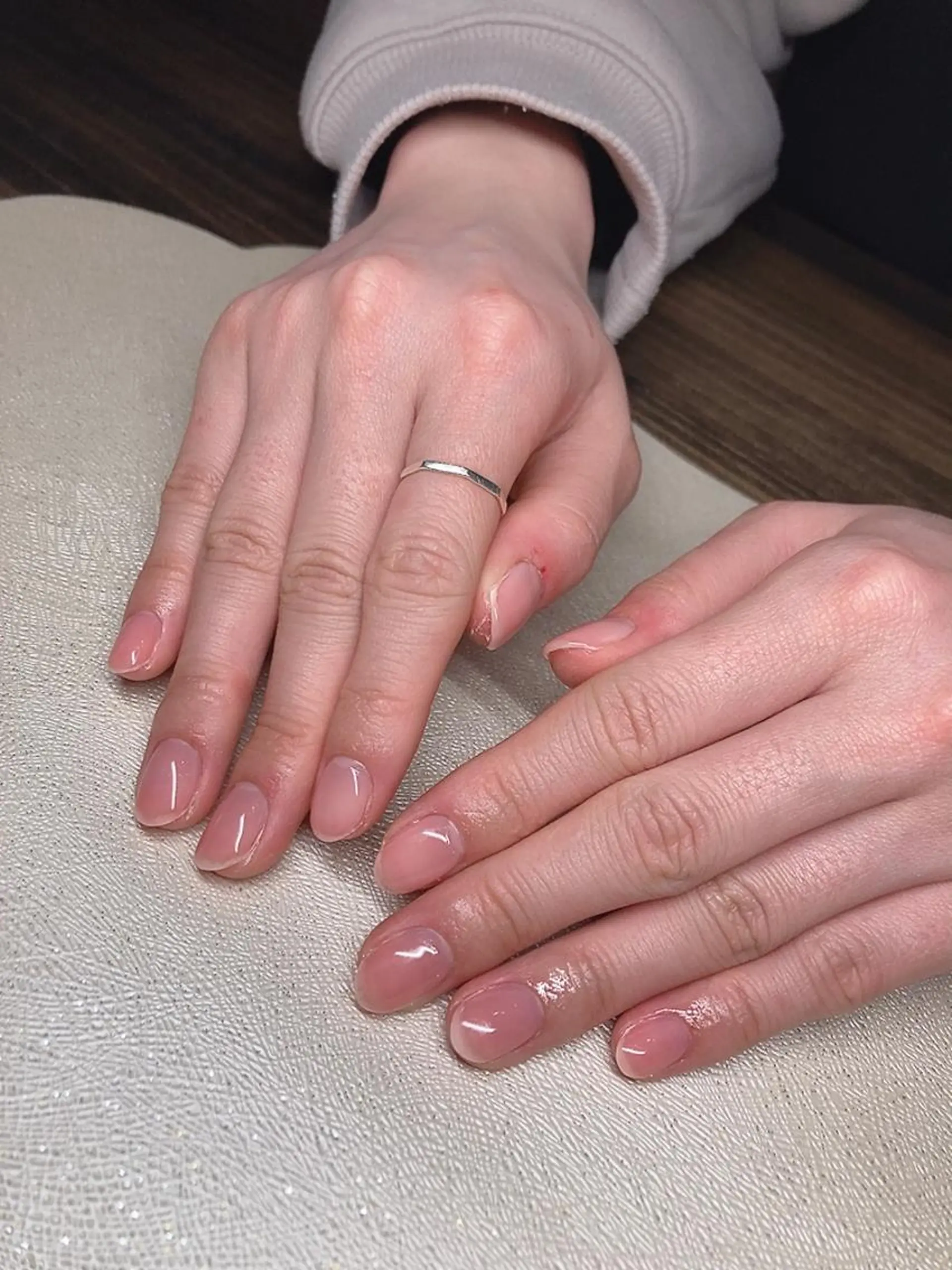 ネイル ハンドネイル 𝐴𝑁𝑈𝐸 トラブル爪育成専門のネイルデザイン