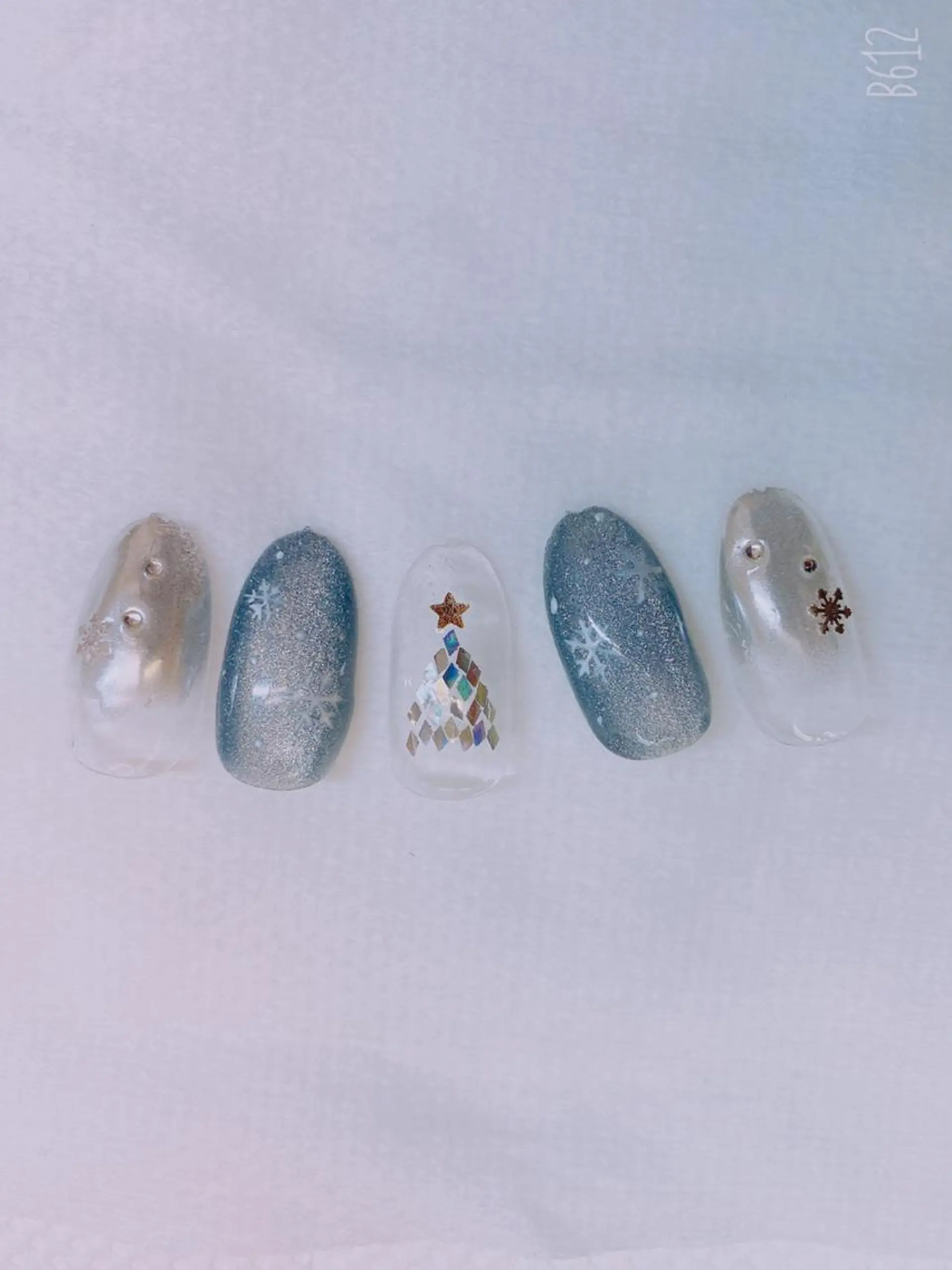 ネイル 🦋ネイルサロン ブラン🌈ゆりのネイルデザイン