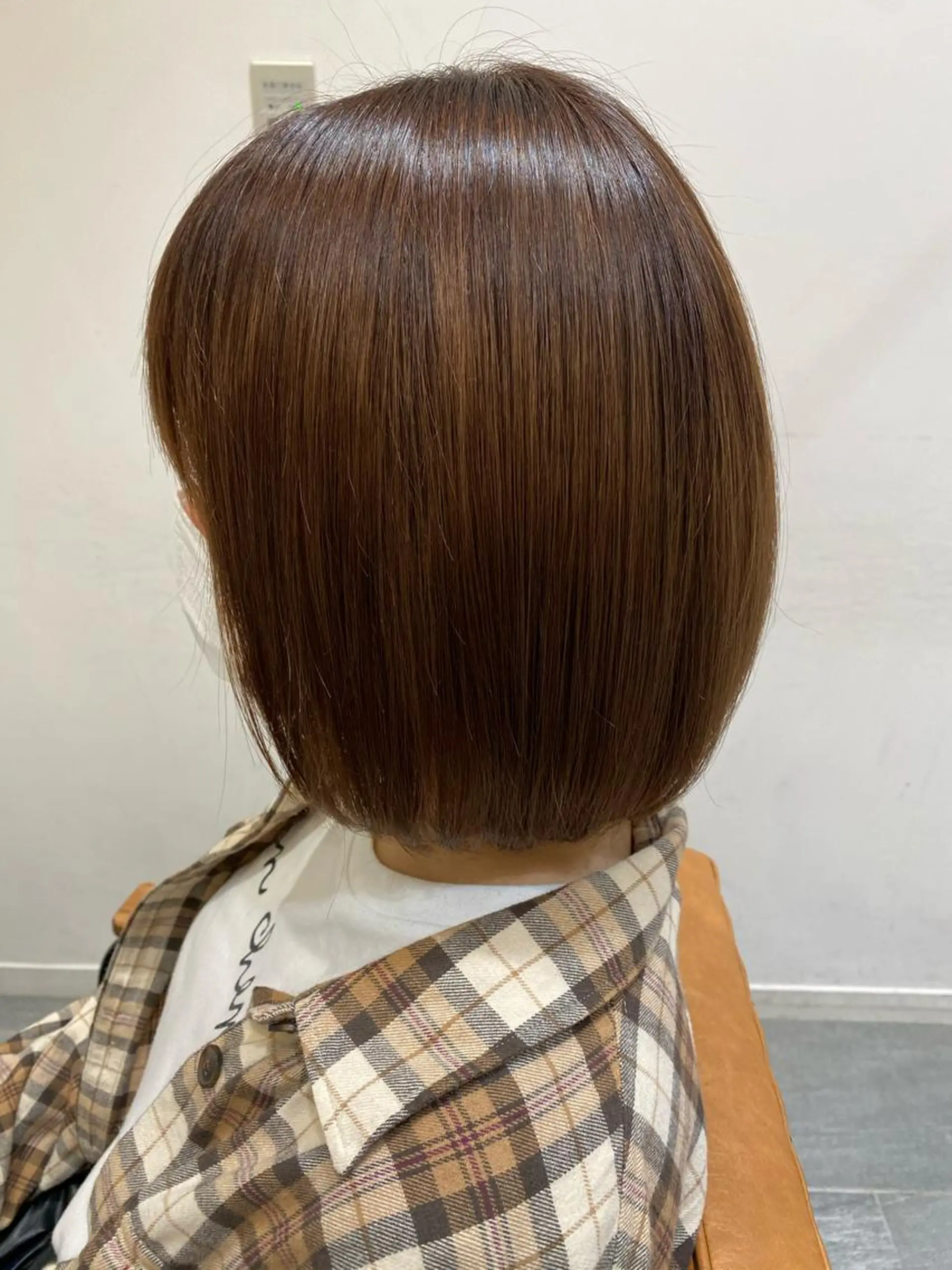 ショート ヘアアレンジ カット ヘアカラー コテ巻き風パーマ✨ かつみのヘアスタイル