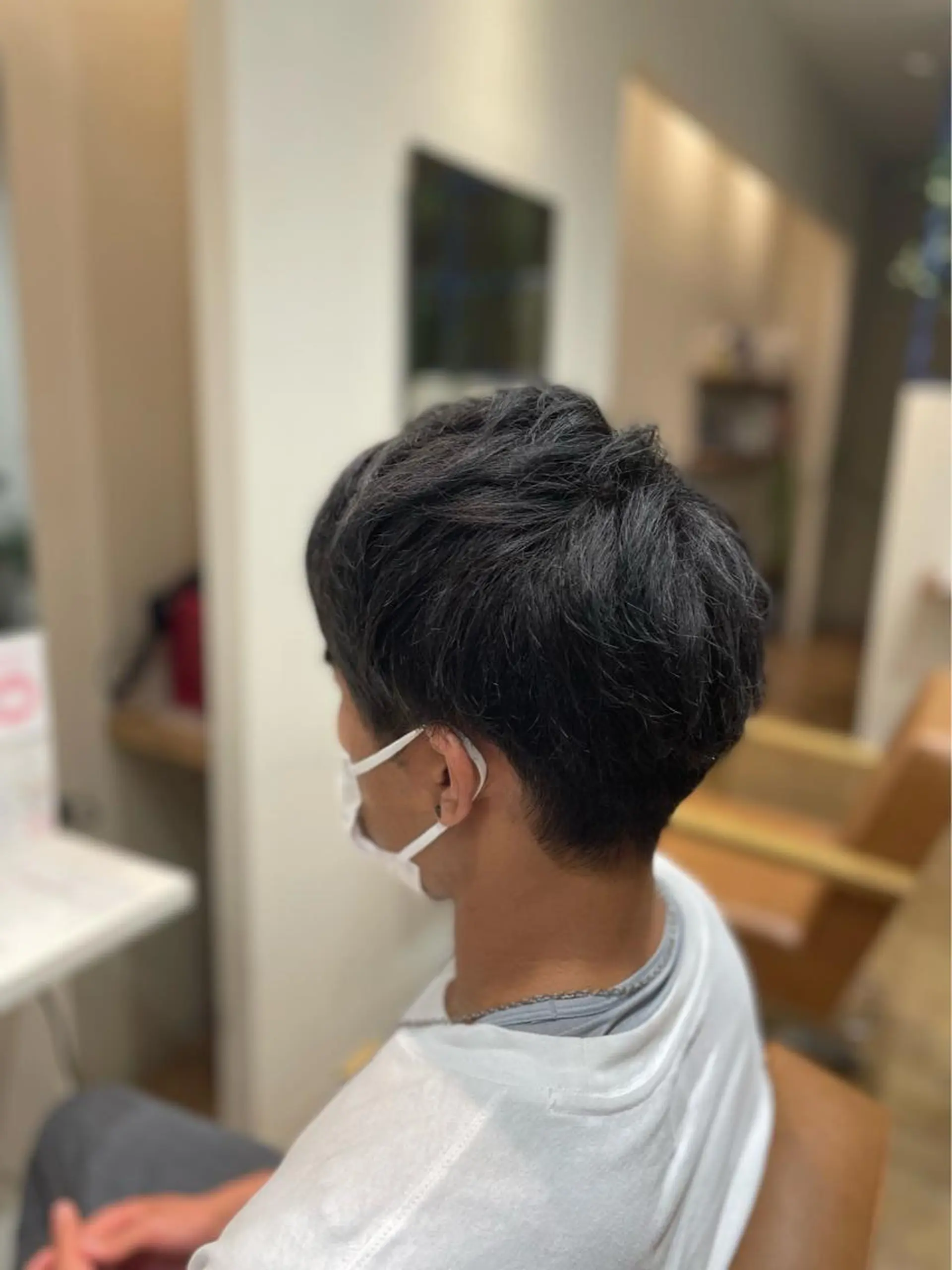 ショート 亀田 実花のヘアスタイル