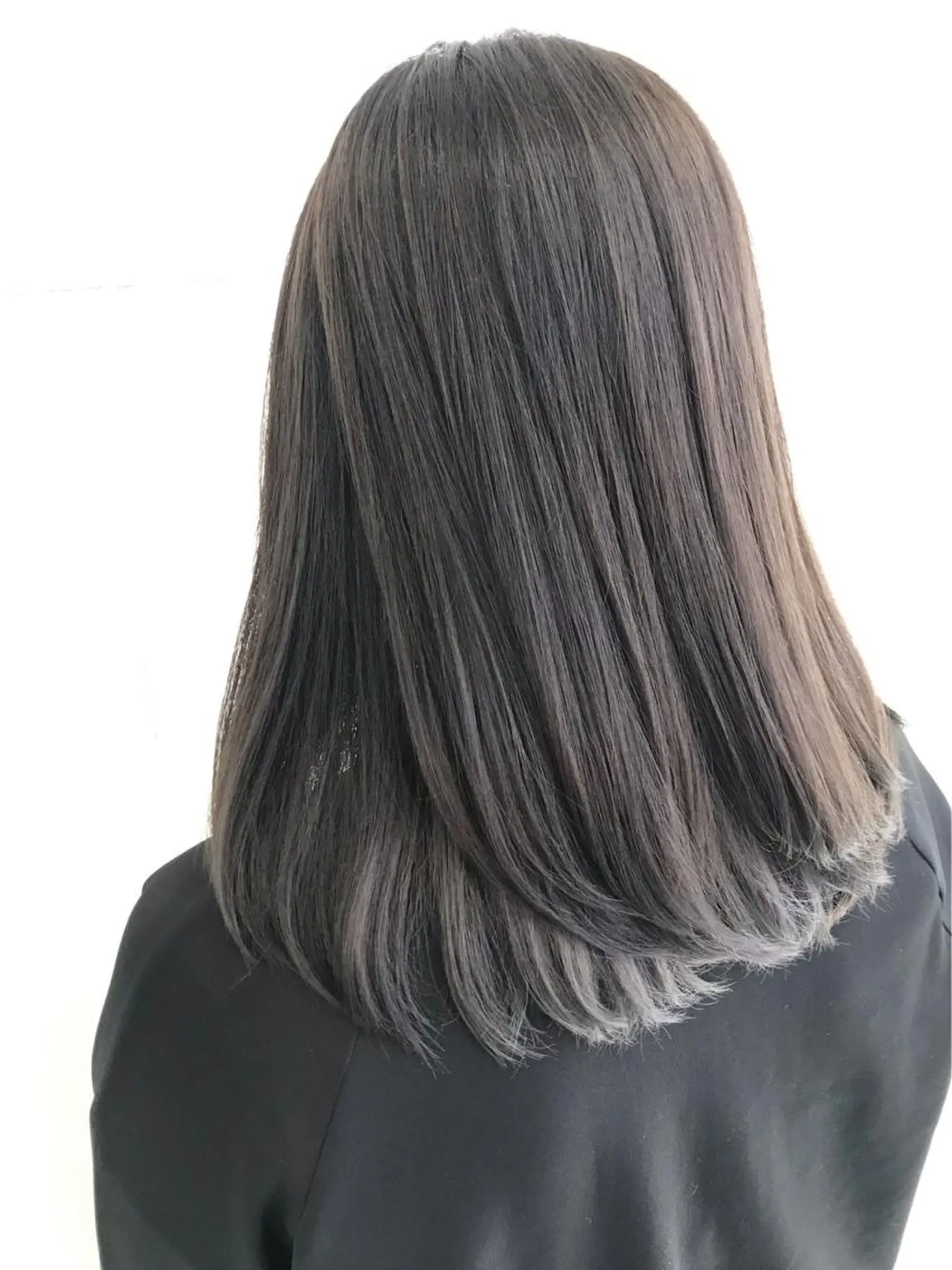 セミロング ベージュカラー/ いぢちるみのヘアスタイル