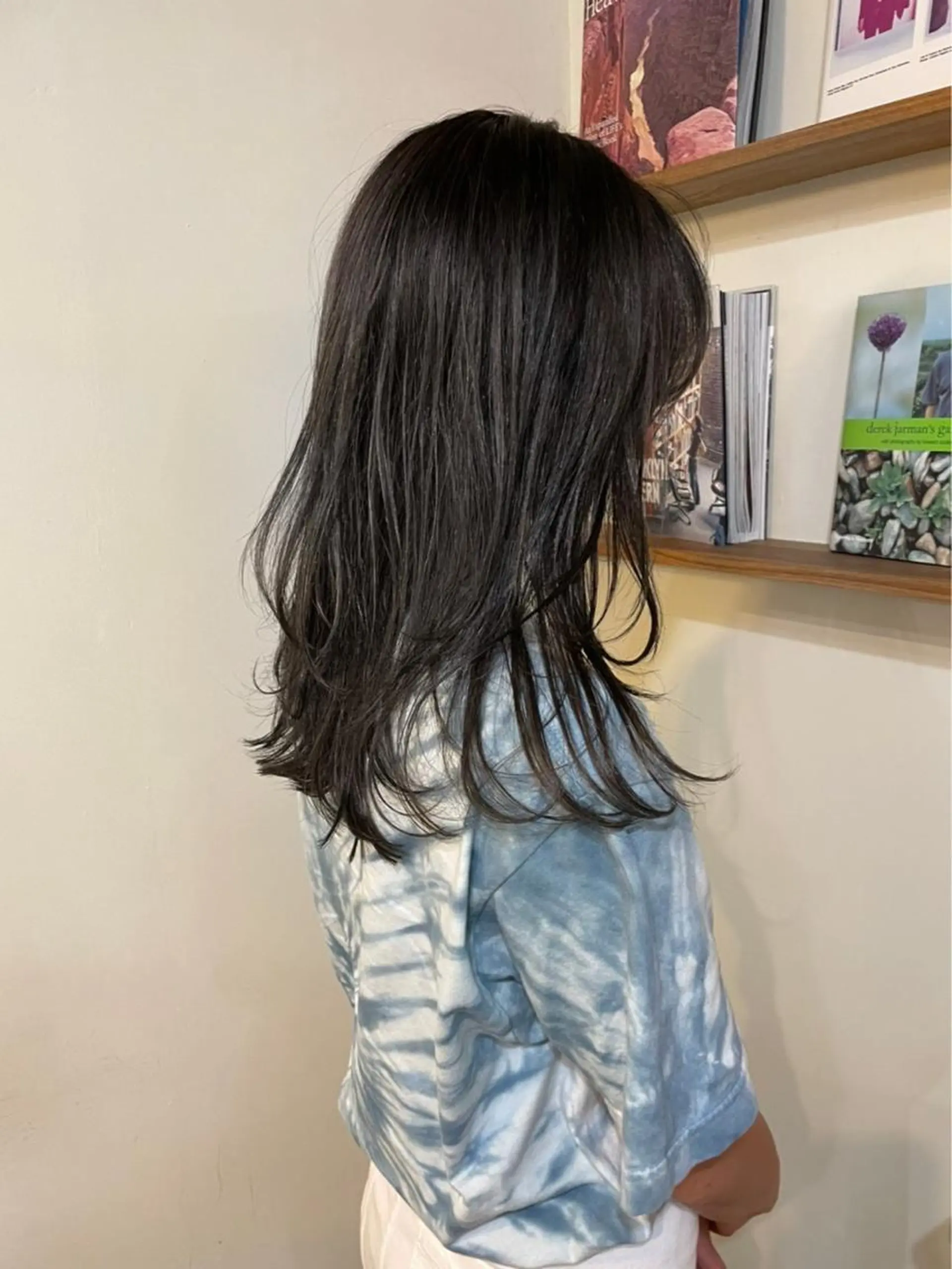 ミディアム カラー グレージュ ハイライトカラー ハイライト レイヤーカット ナガミネアリサ/ 学芸大学/海外ヘアのヘアスタイル