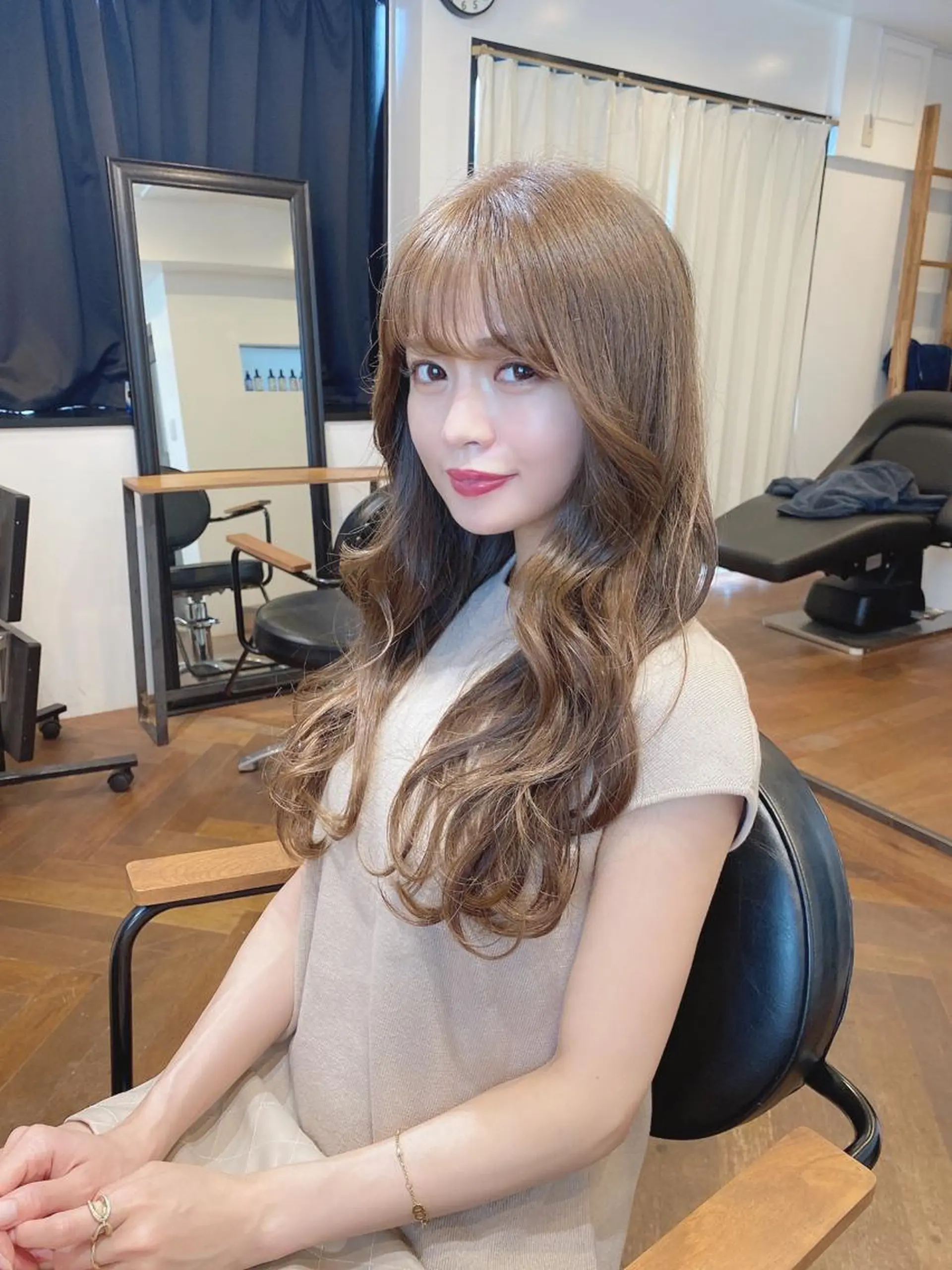 ロング カラー ヘアカラー トリートメント 顔まわりカット✨艶髪 ✨髪質改善✨伴響佳のヘアスタイル