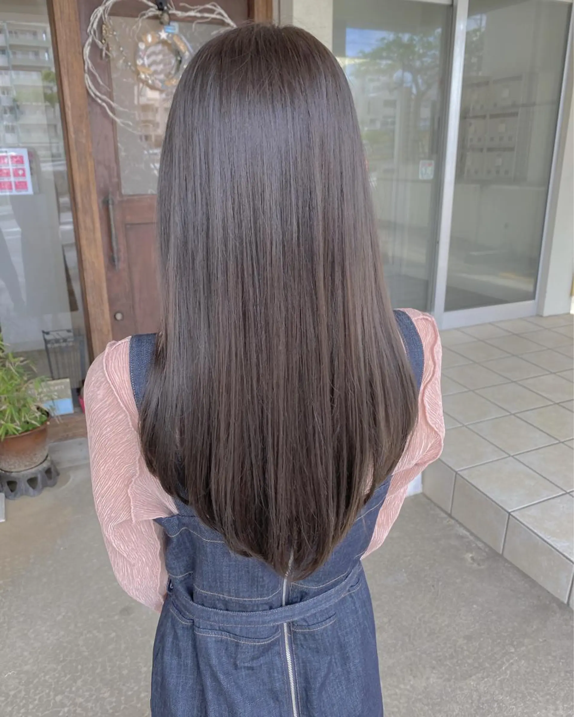 ミディアム カラー イルミナカラー カット ヘアカラー grand juteのヘアスタイル