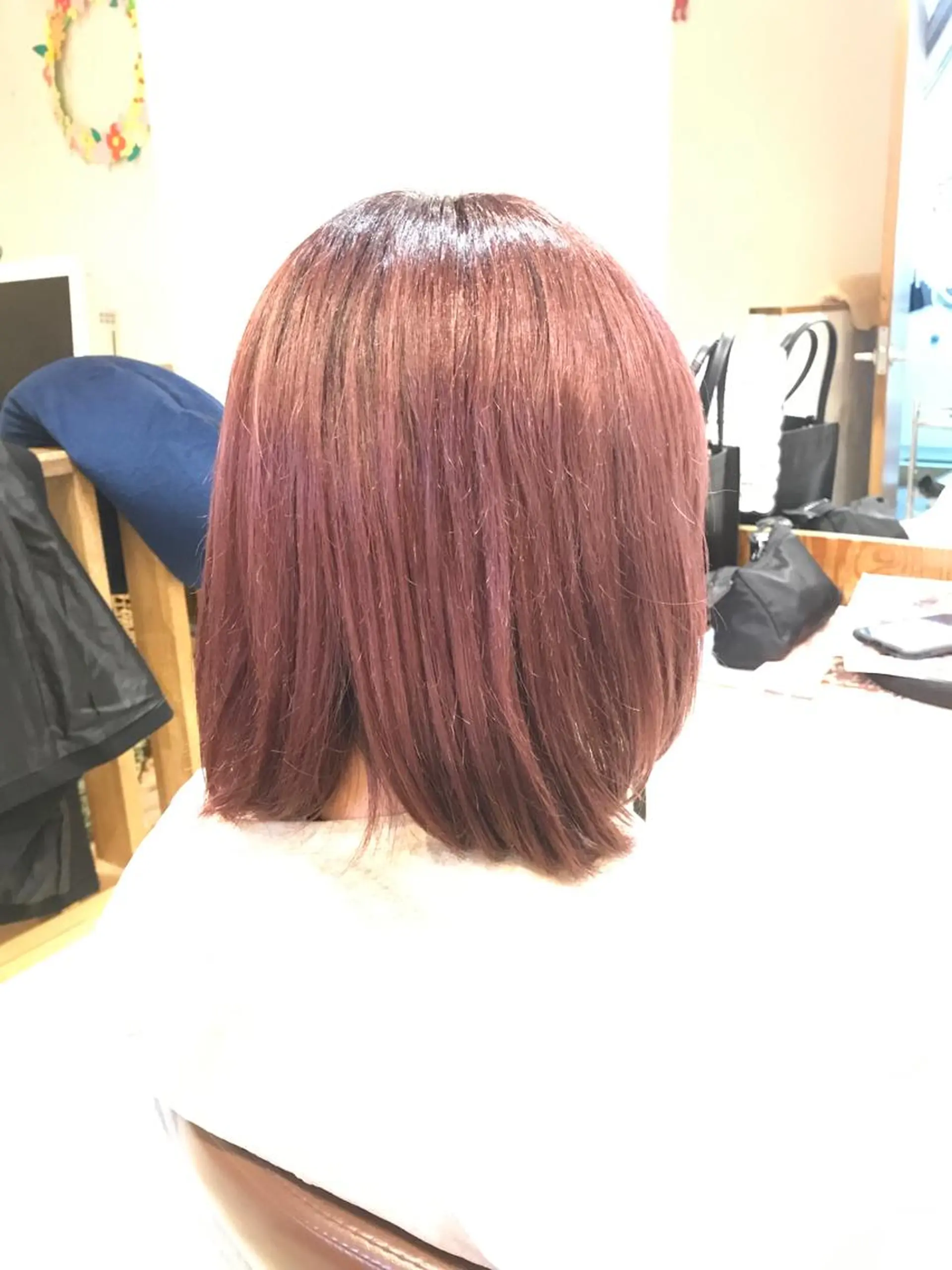 ミディアム カラー ブリーチ ピンクカラー 安藤 勇大のヘアスタイル