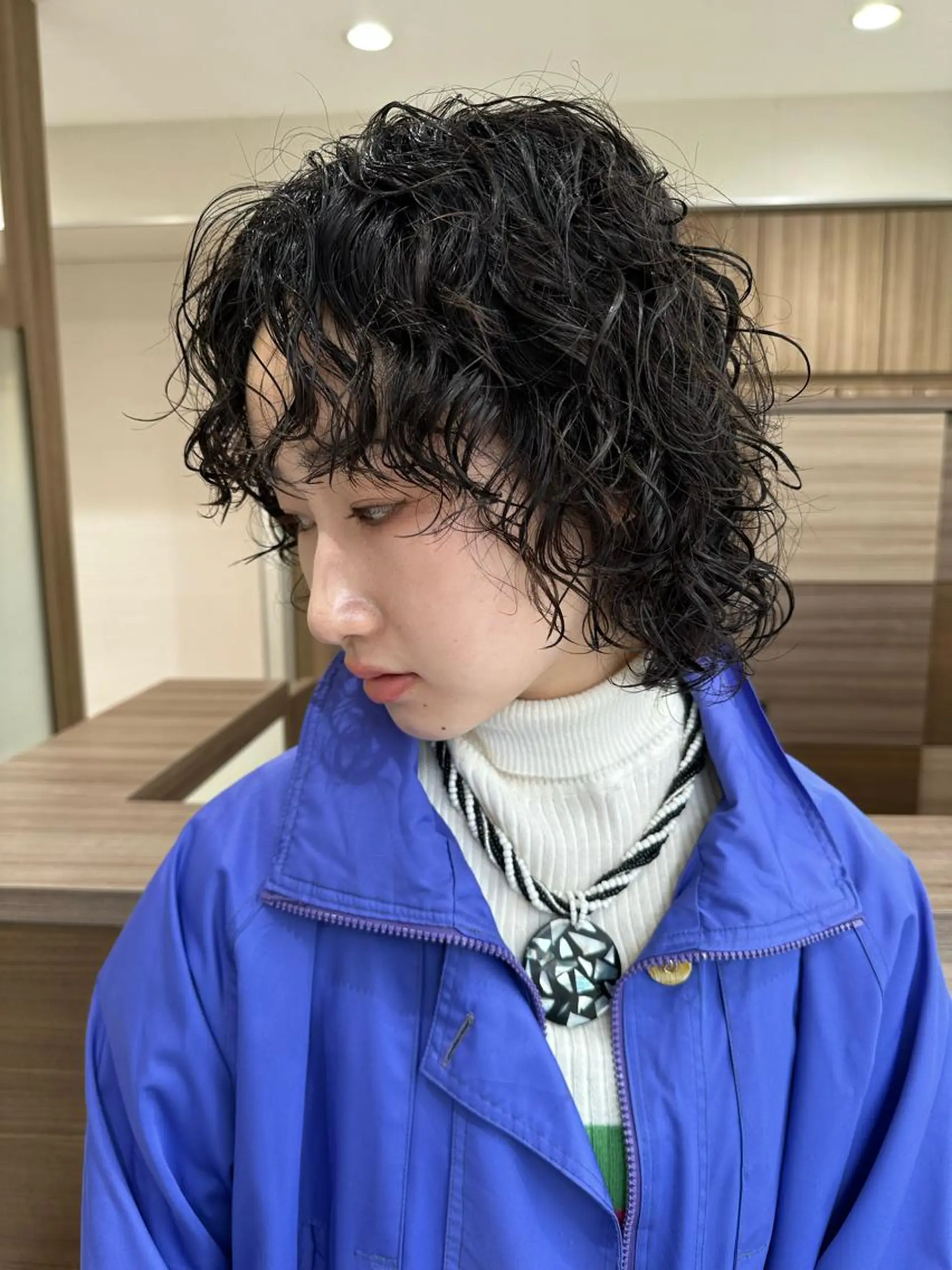 ミディアム パーマ レイヤーカット ブリーチパーマ 🎀Rumiのヘアスタイル