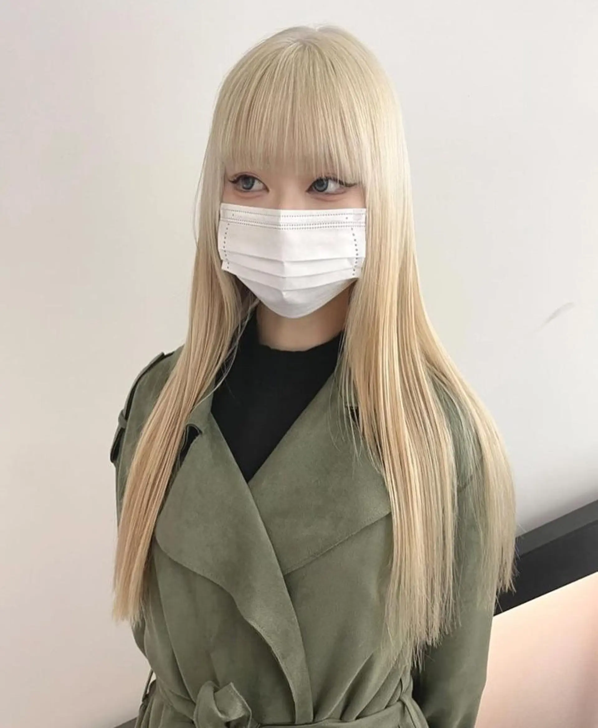 ロング カラー ブロンド ホワイトブロンド ヘアカラー hair&nail ☯️アイリ☯️のネイルデザイン