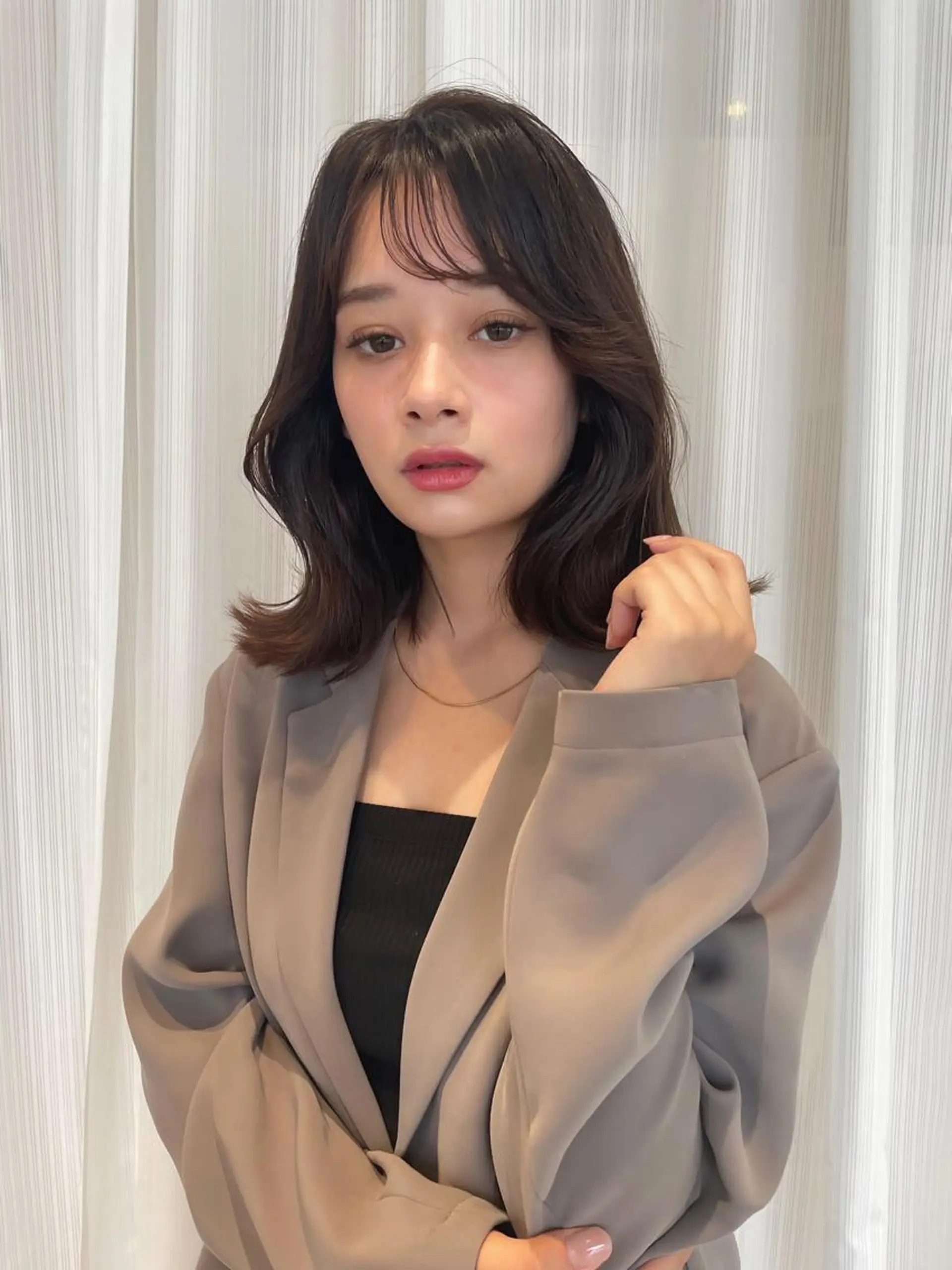 ミディアム カラー くびれヘア レイヤーカット🎀 kanaのヘアスタイル