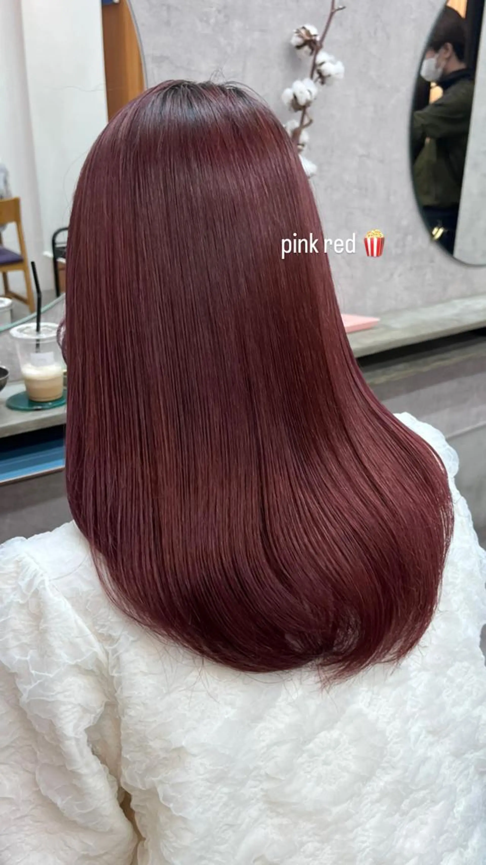 カラー kana ARENDのヘアスタイル