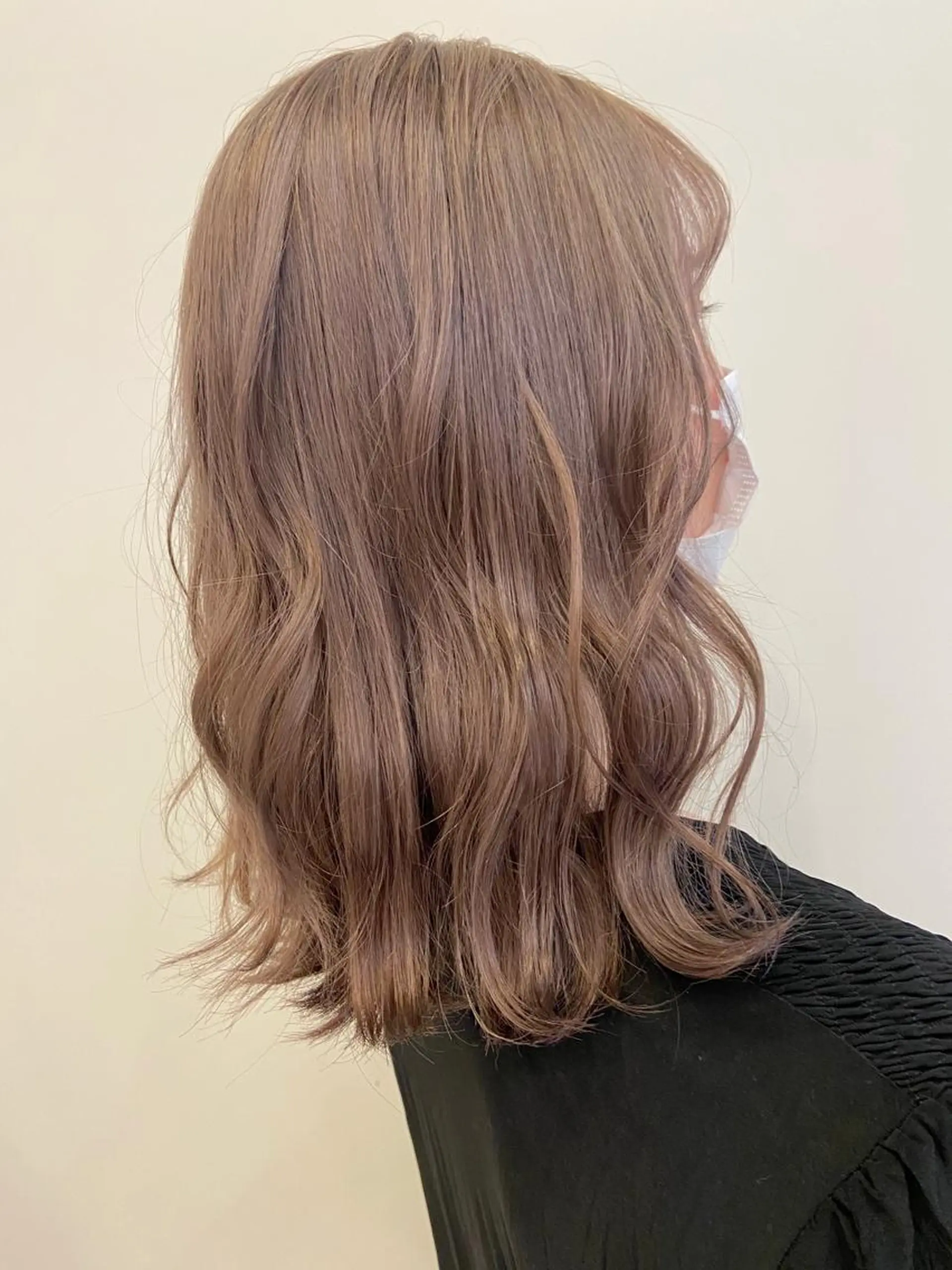 ミディアム カット ヘアカラー 野上 綾香のヘアスタイル