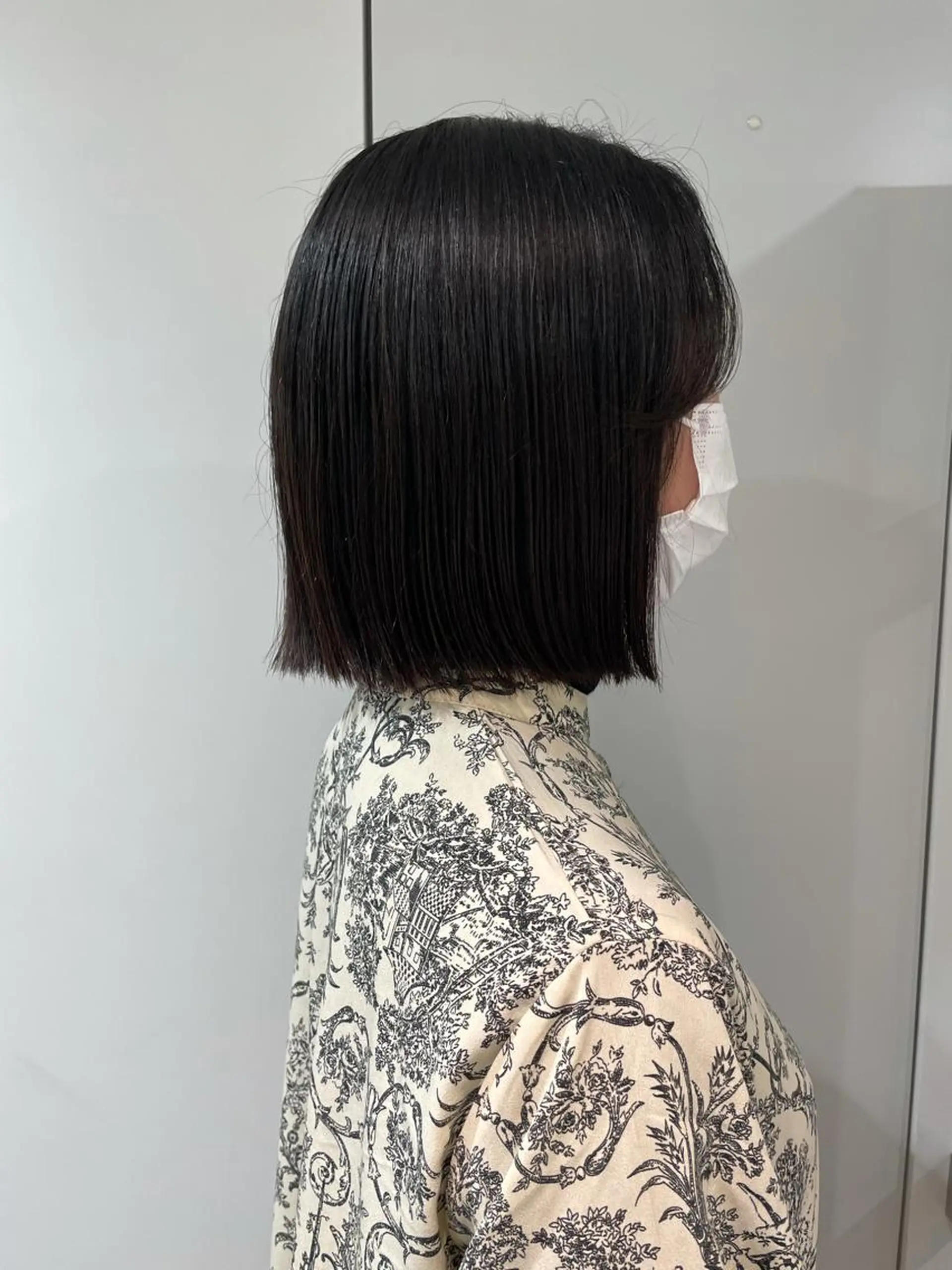 ショート ボブ タッセルカット 太田ありさ クリーミーヘアカラーのヘアスタイル