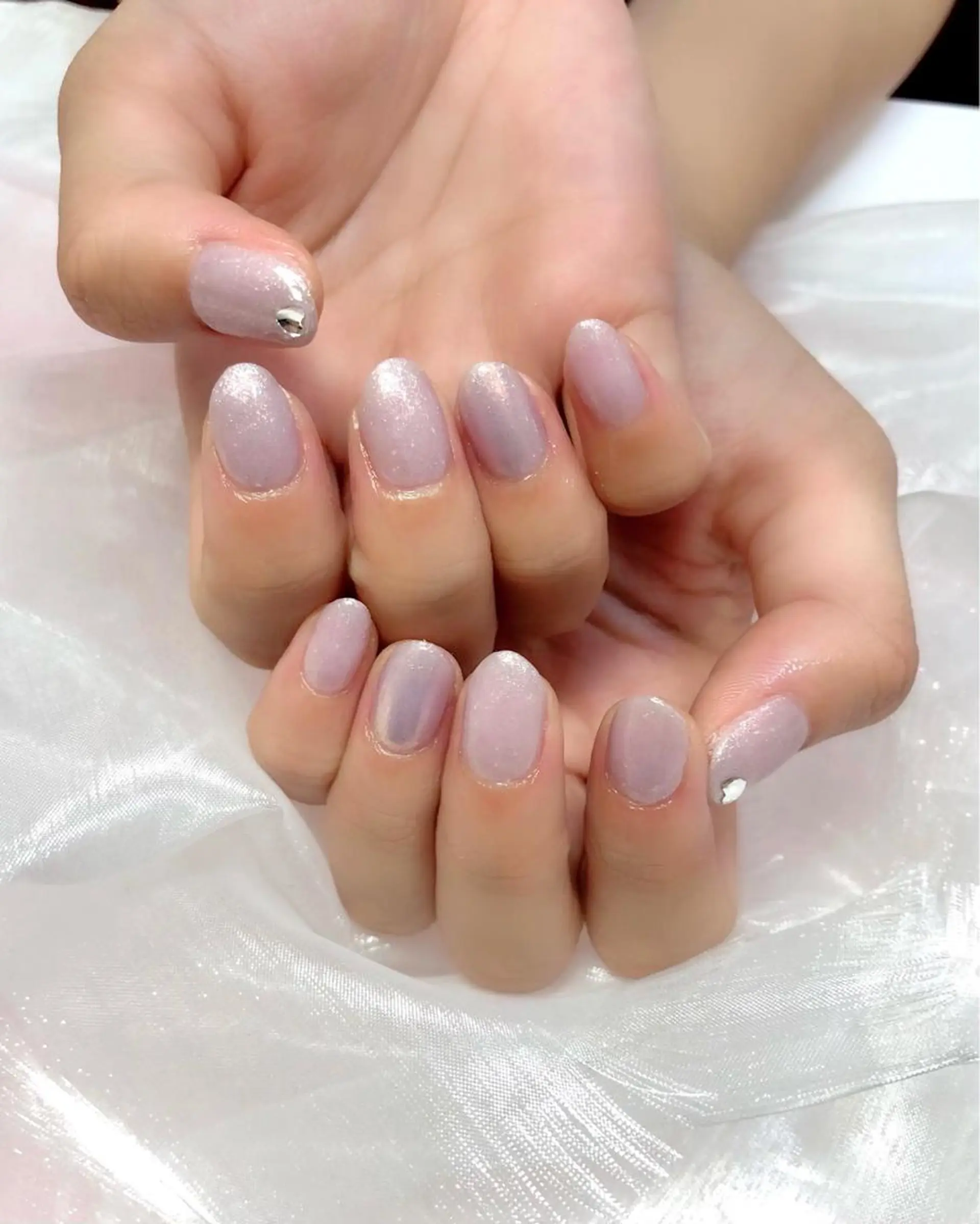 ネイル オーロラネイル ワンカラーネイル ハンドネイル 梅津 郁美のネイルデザイン