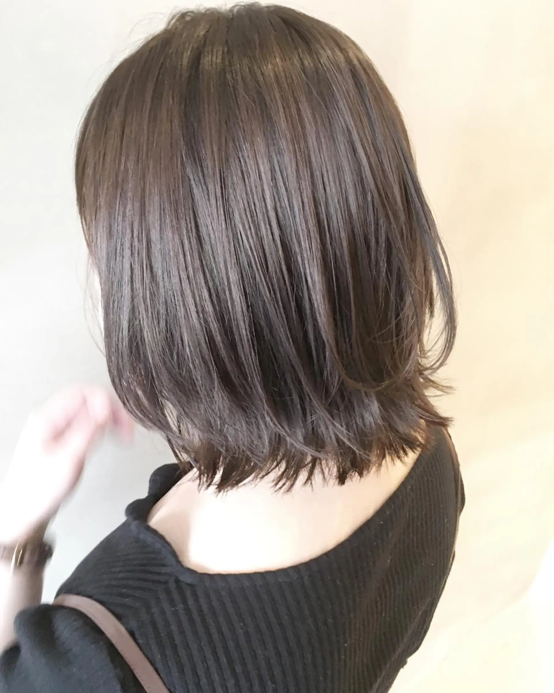 ミディアム カラー ヘアアレンジ ネイル マツエク・マツパ ミディアムパーマ アッシュ バレイヤージュ ベージュカラー 透明感カラー カット ヘアカラー 夜23時まで予約🉑 reverieあきらのヘアスタイル