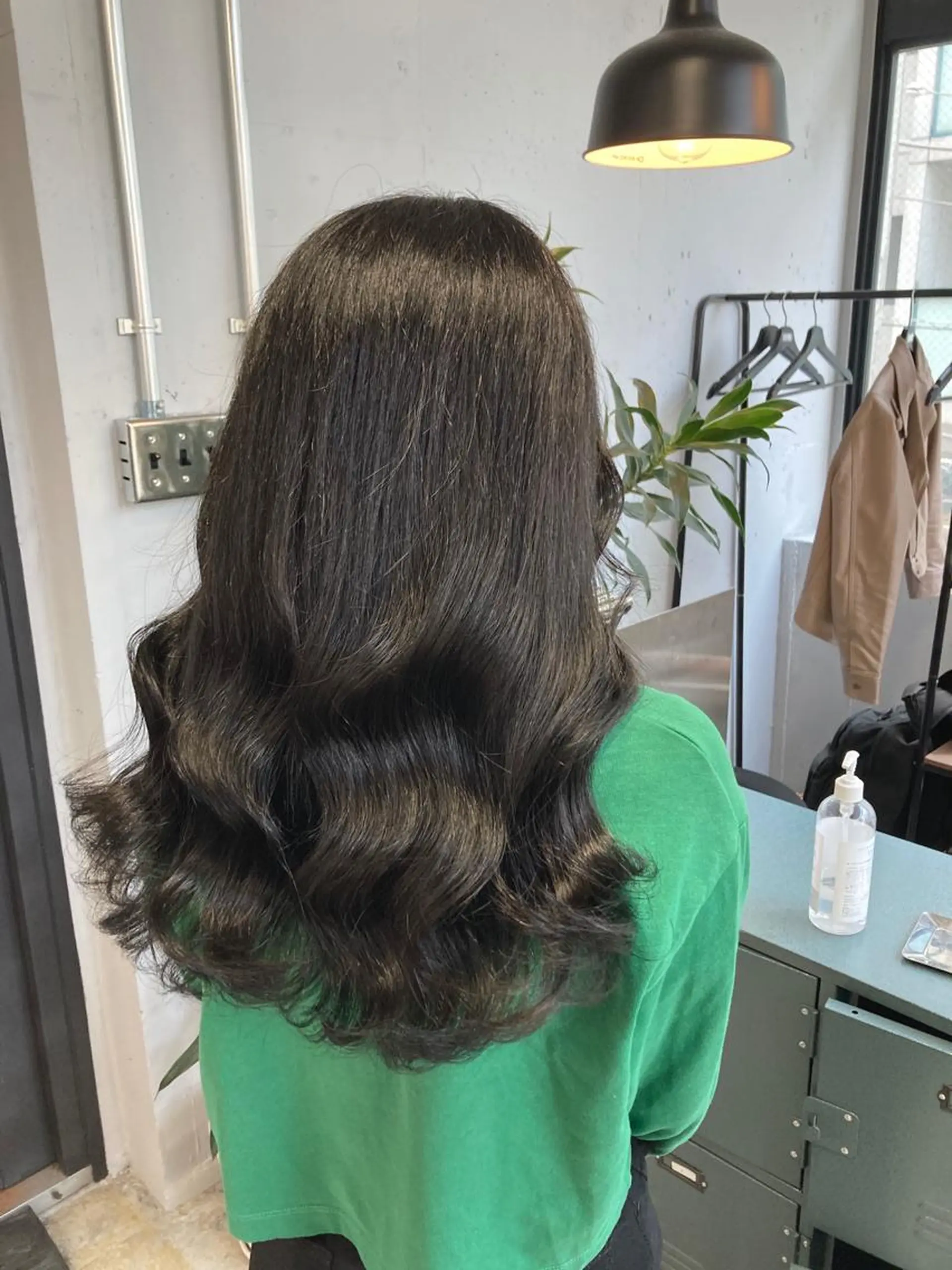 ミディアム カット ヘアカラー トリートメント 新井 広樹のヘアスタイル