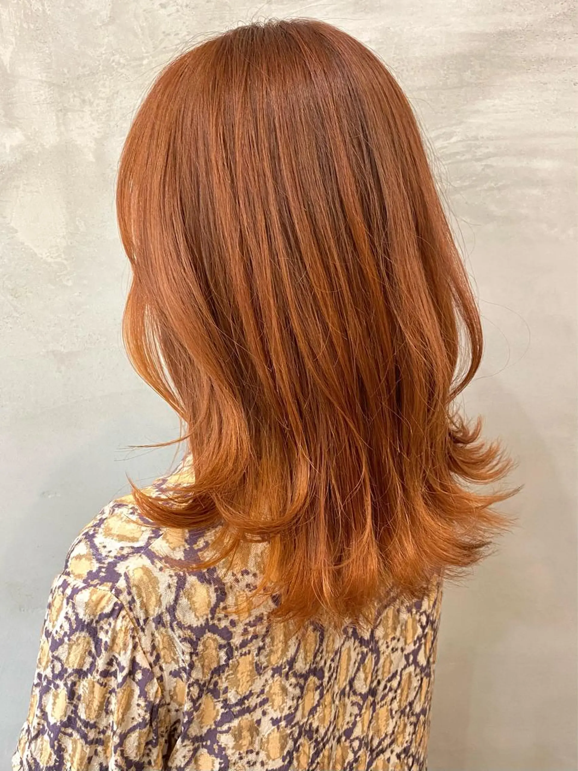 セミロング カラー ブリーチ ブリーチなしカラー ヘアカラー トリートメント 🫧透明感カラー🫧 OIKAWAのヘアスタイル