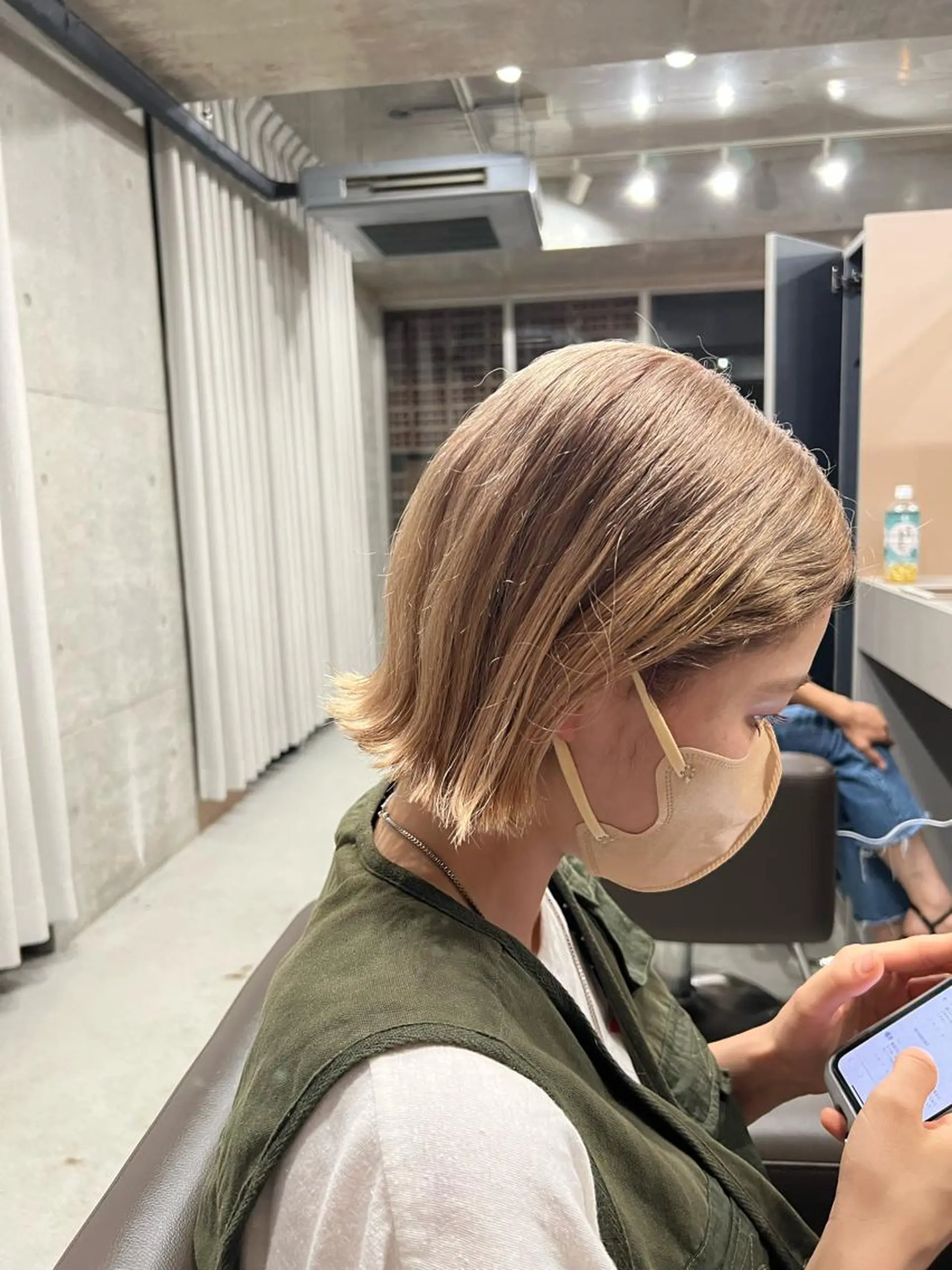 ショート カラー ボブパーマコテ巻き風 パーマNo1深江秀平のヘアスタイル