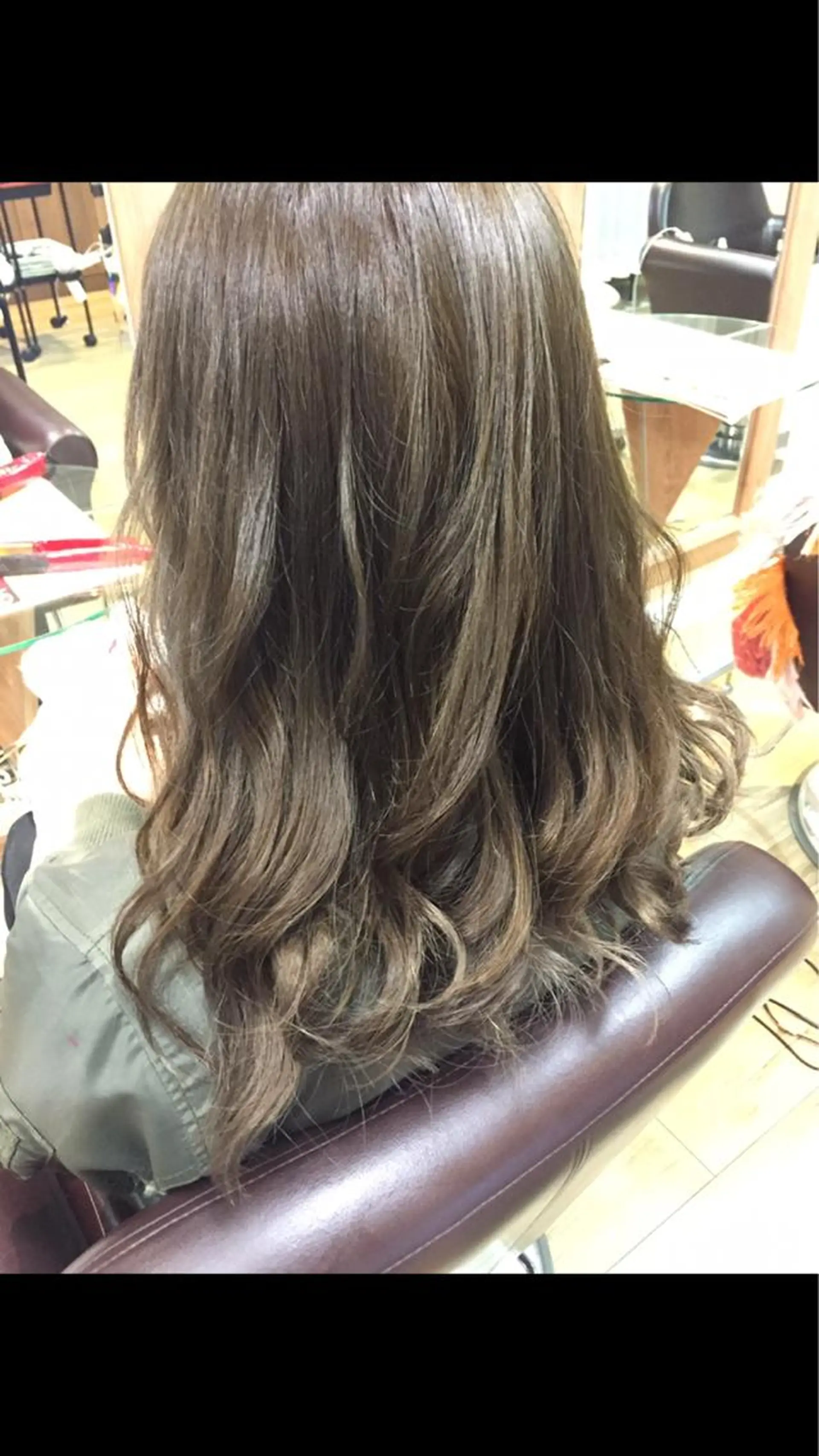 セミロング カラー ヘアアレンジ ベージュカラー 透明感カラー ハットリ /北習志野のヘアスタイル