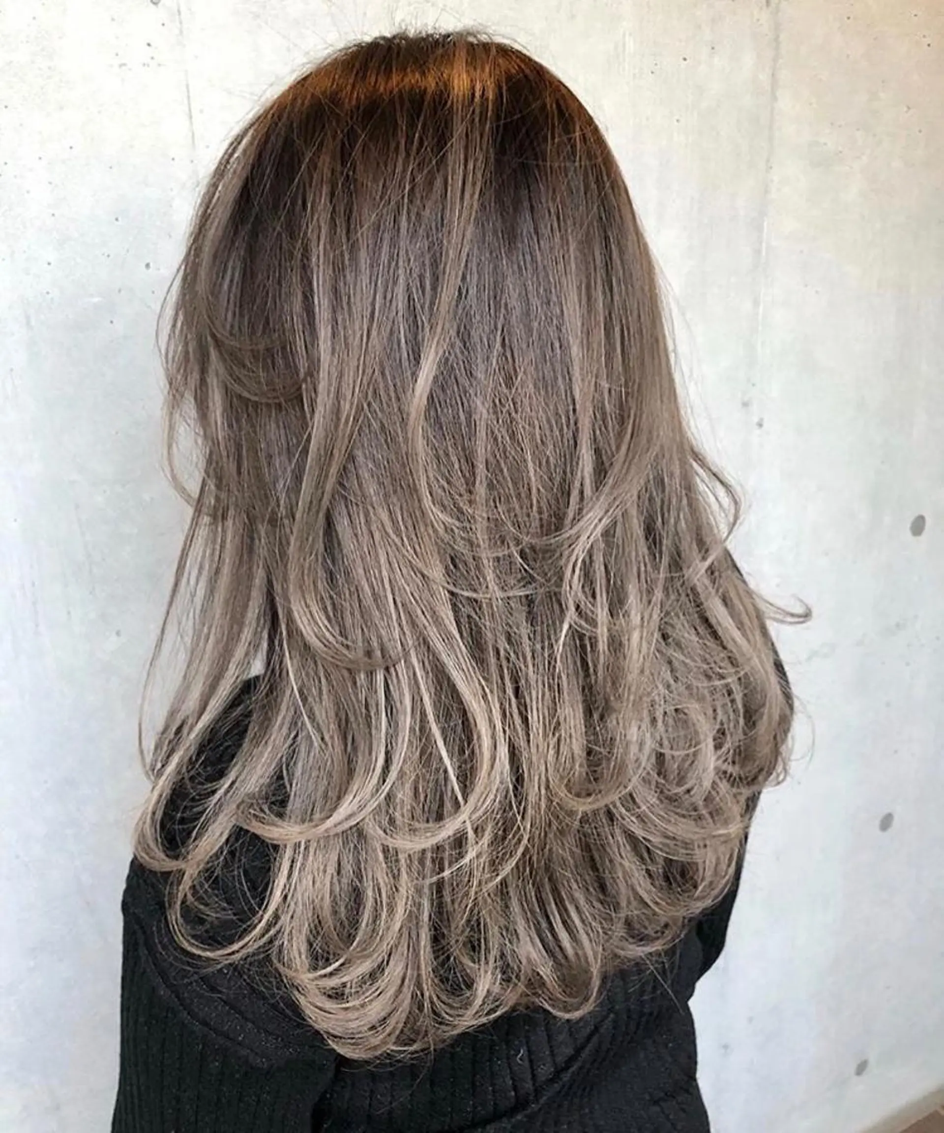 ロング カラー 開發 智也のヘアスタイル