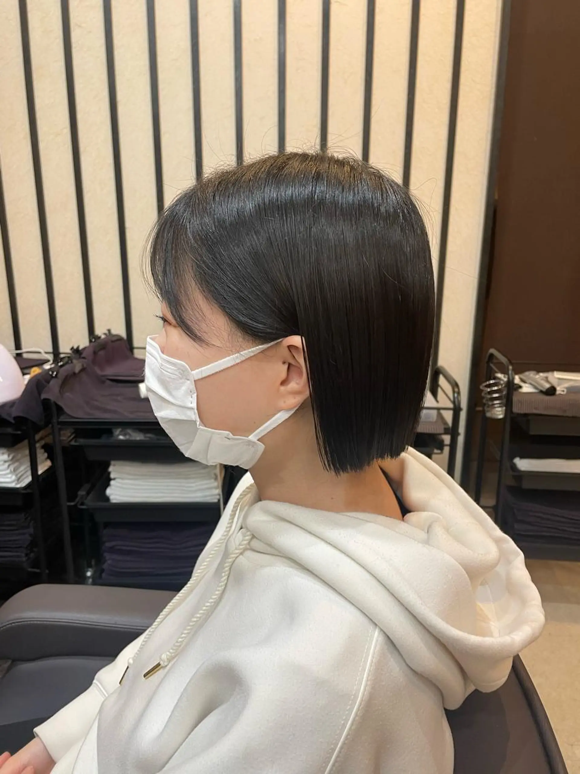 ミディアム ボブ 中尾 唯音名のヘアスタイル