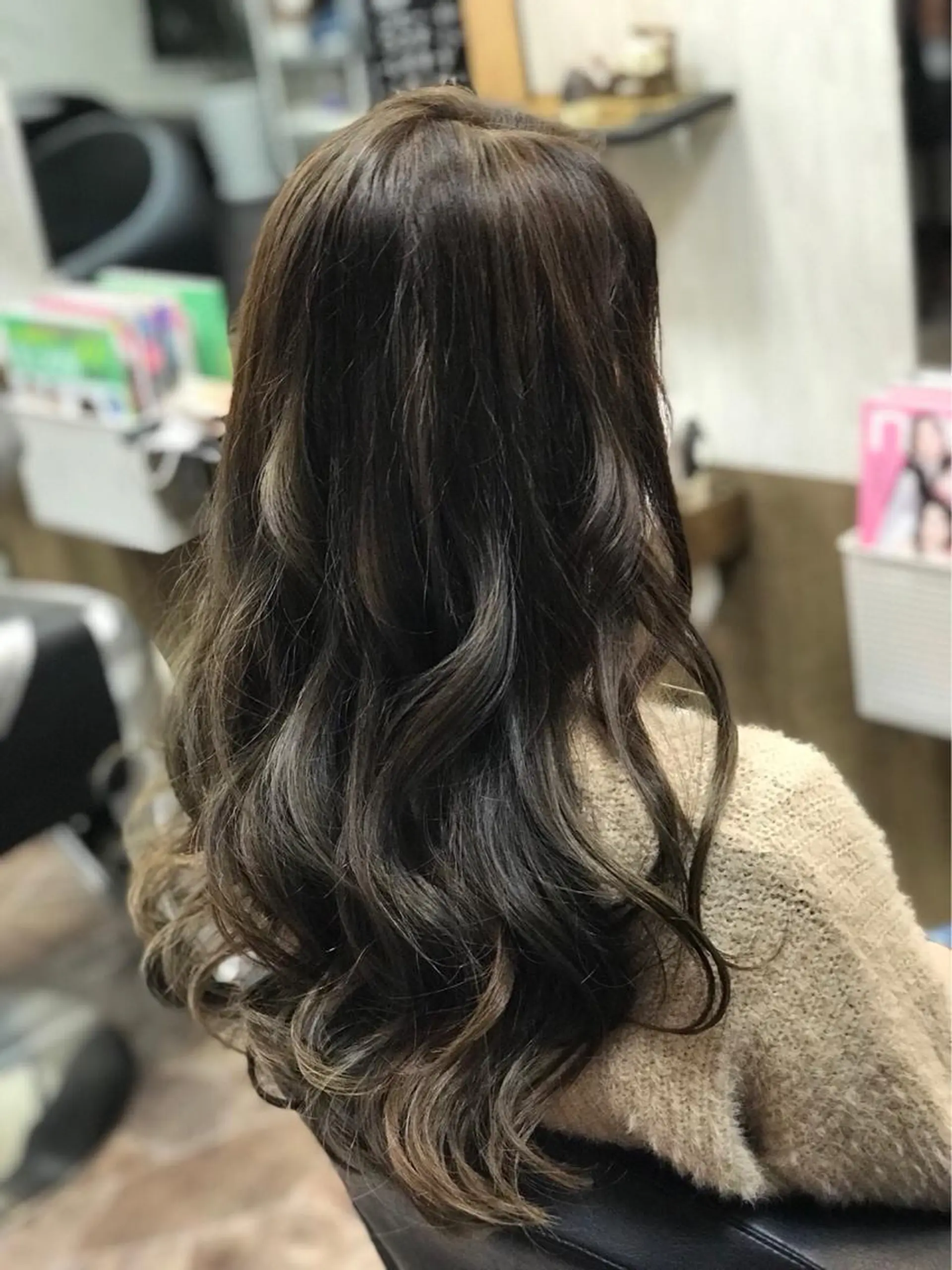 ロング カラー ヘアカラー トリートメント ヘアサロンオスカー 岸和田蛸地蔵店のヘアスタイル