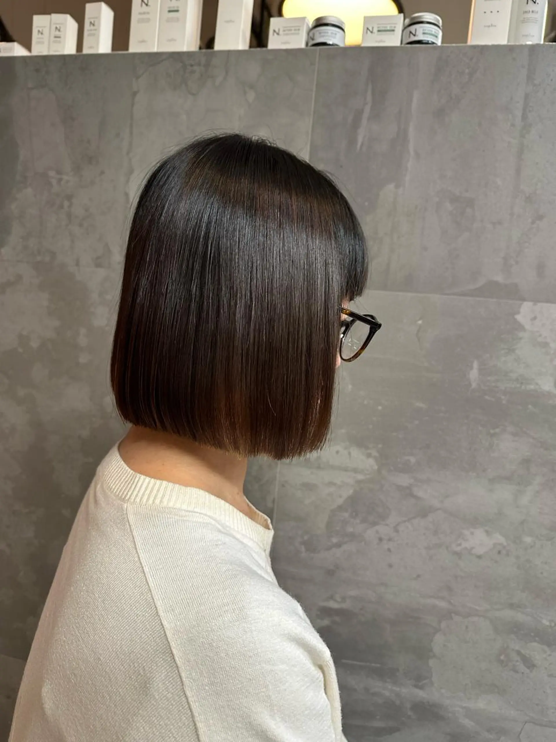 ショート カラー ボブ 三好 羽美のヘアスタイル