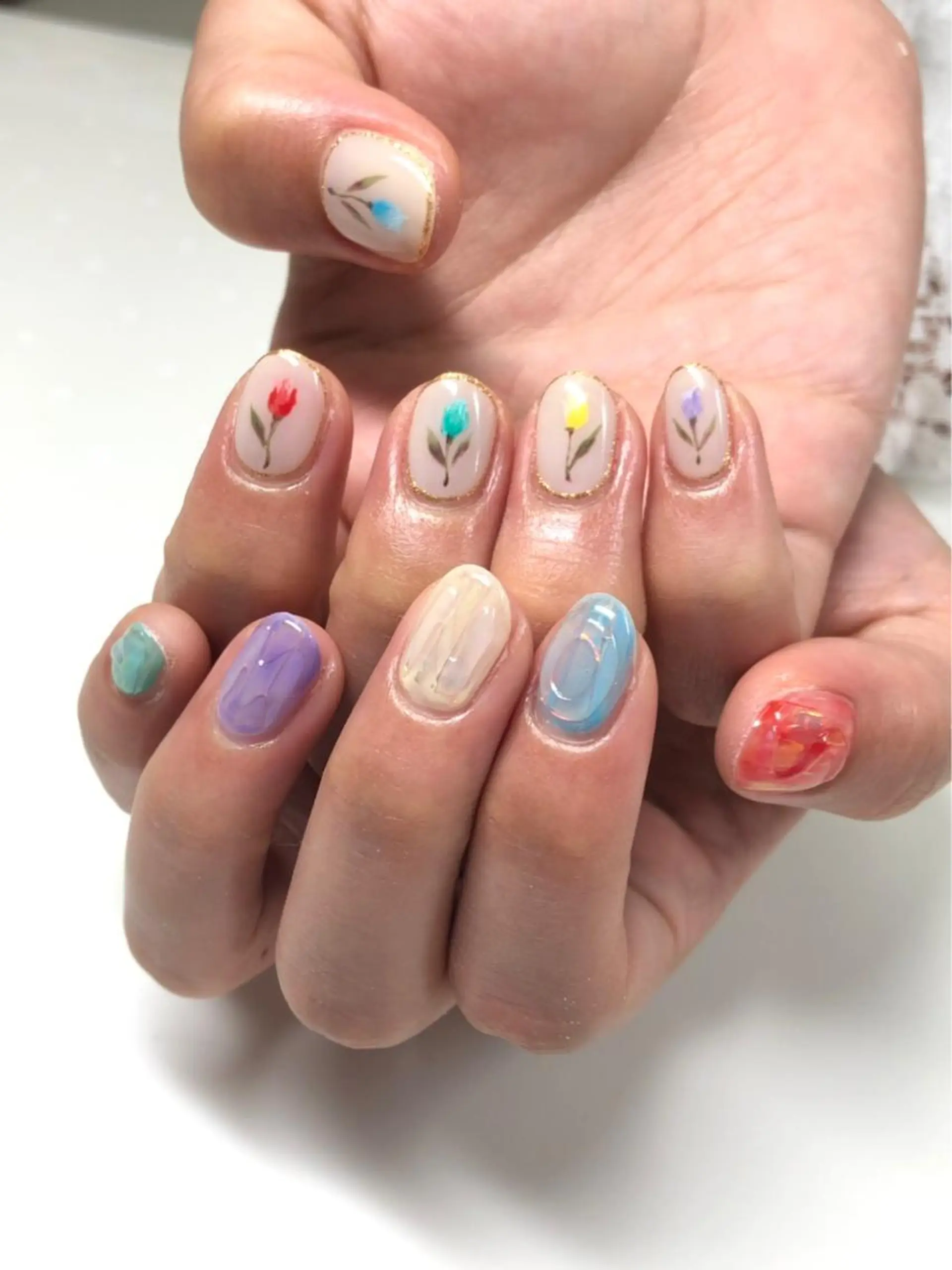 ネイル ハンドネイル ネイルサロン レアリッチのネイルデザイン