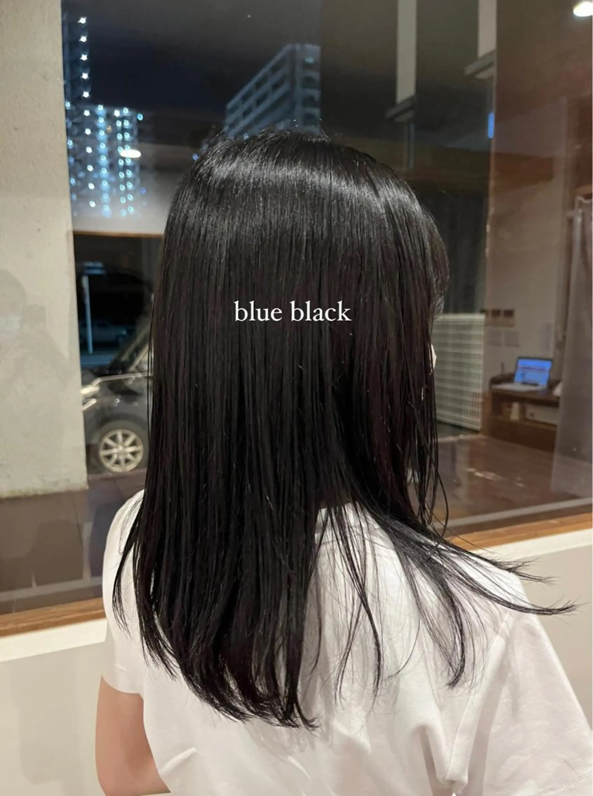 カラー ブルーカラー 横江 桃子のヘアスタイル