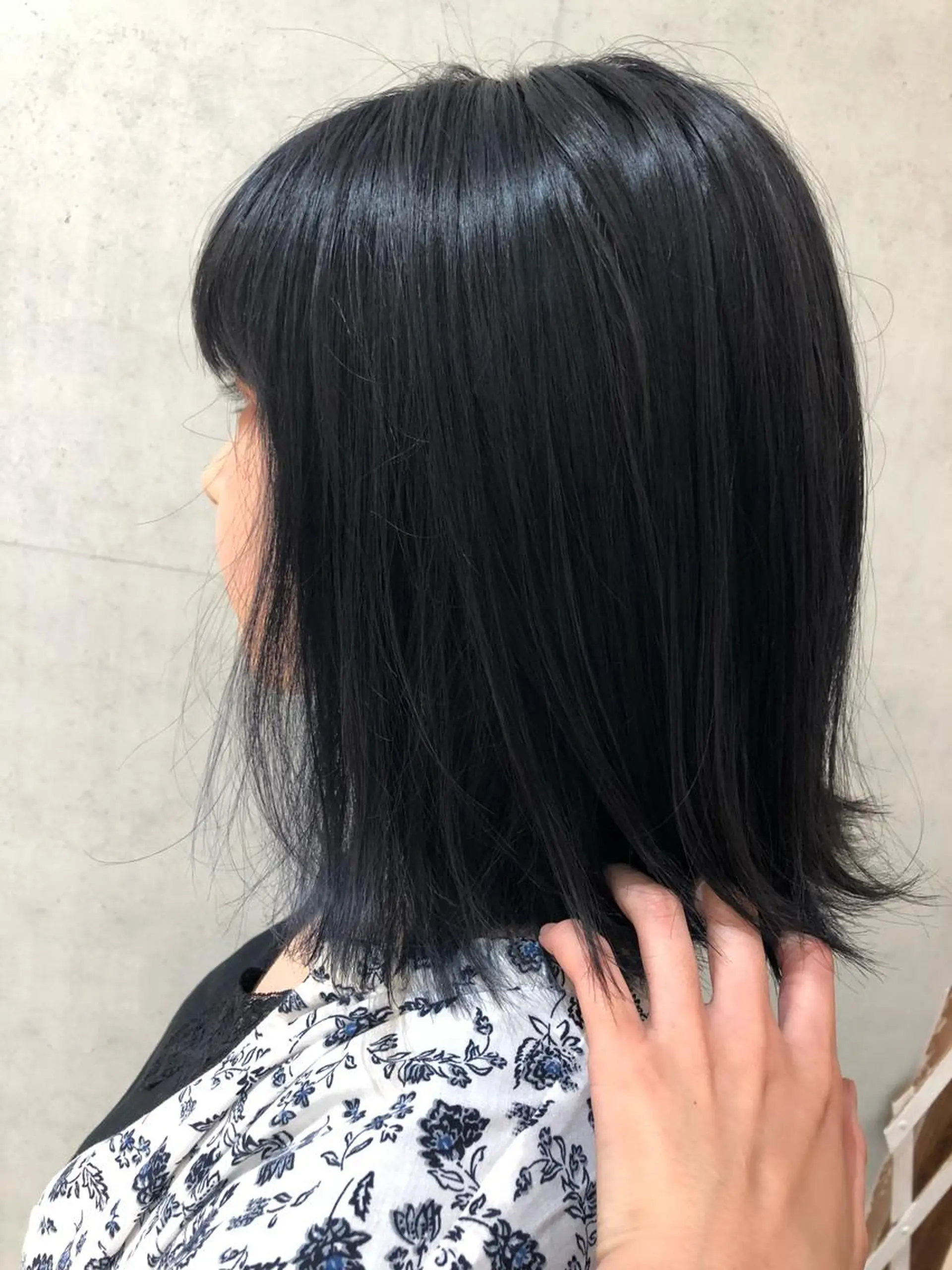 ミディアム カラー 樋渡 侑希のヘアスタイル