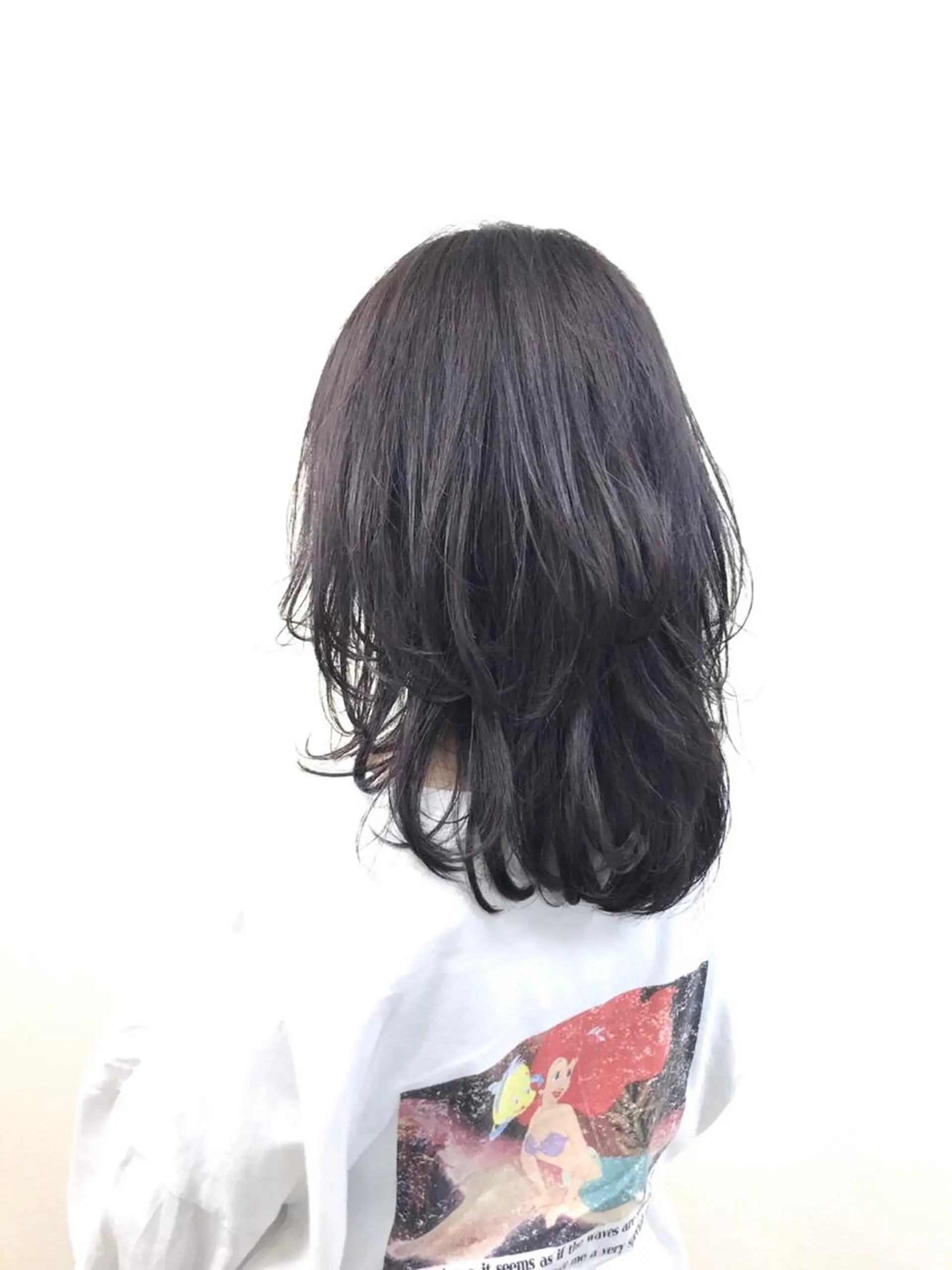 カラー ミルクティーカラー イイサカシュンスケのヘアスタイル