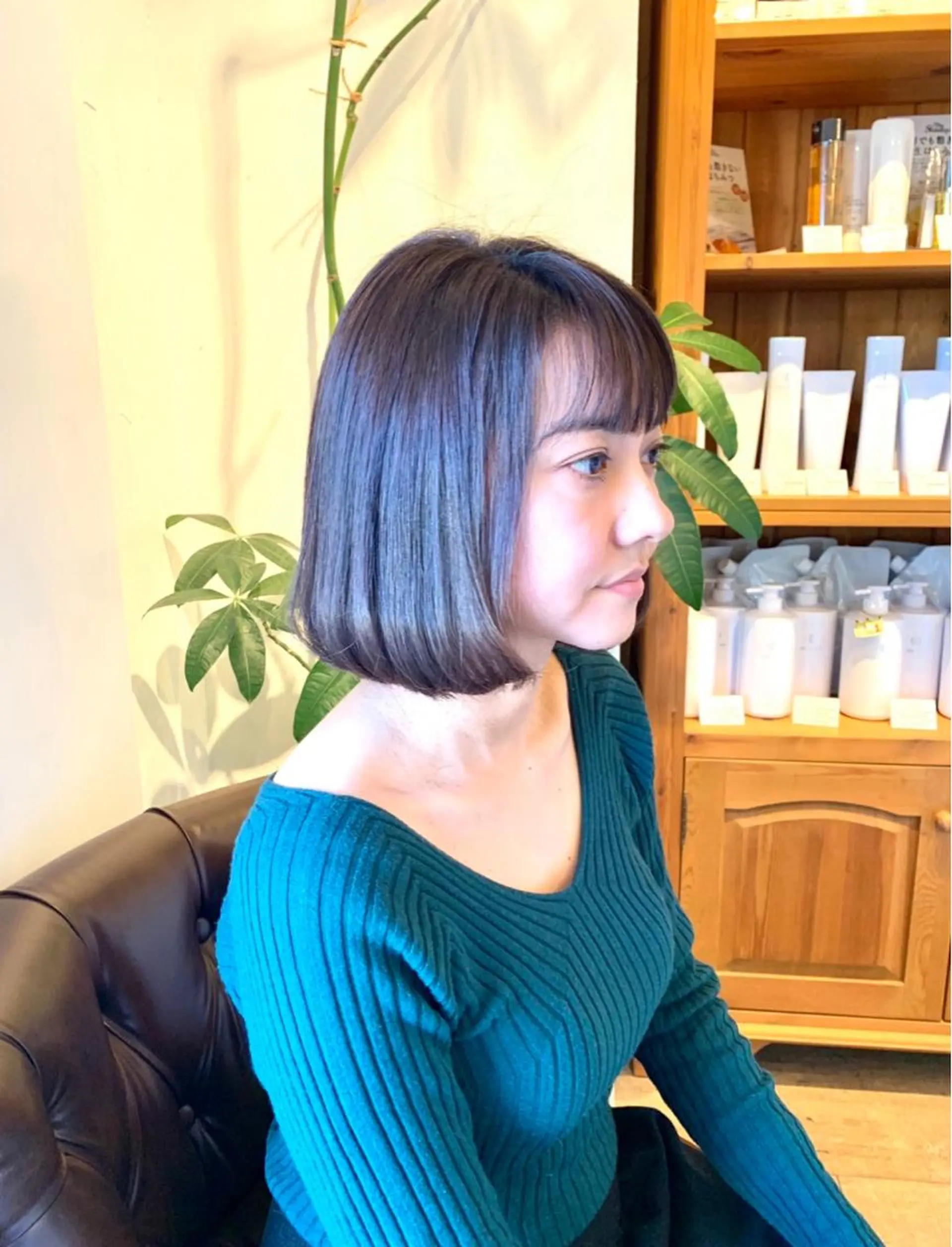 ミディアム カラー ヘアーショップクリコ所属・リ コのヘアスタイル