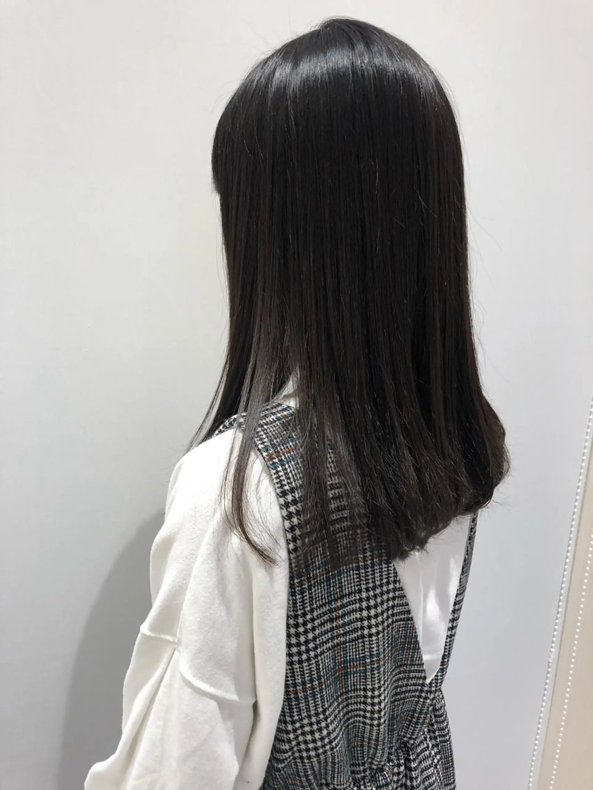 ロング ウルフカット ハッシュカット/七海のヘアスタイル