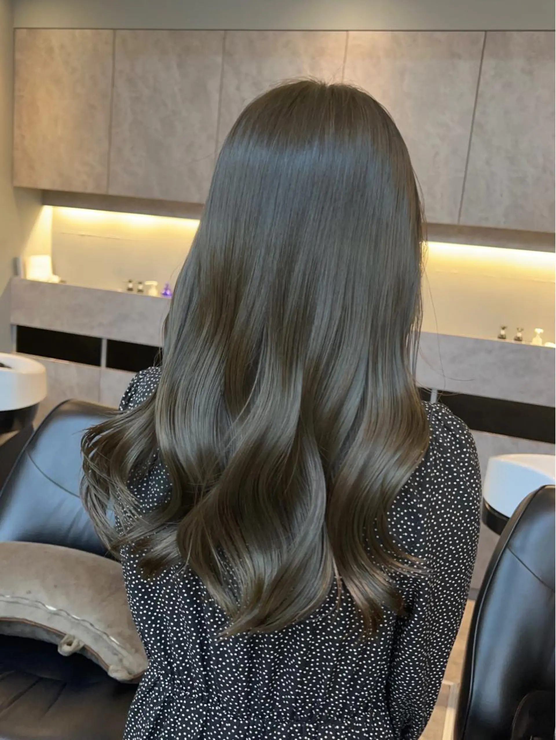 ロング カット ヘアカラー 🫧髪質改善•艶カラ ー特化🫧谷奥甲太のヘアスタイル