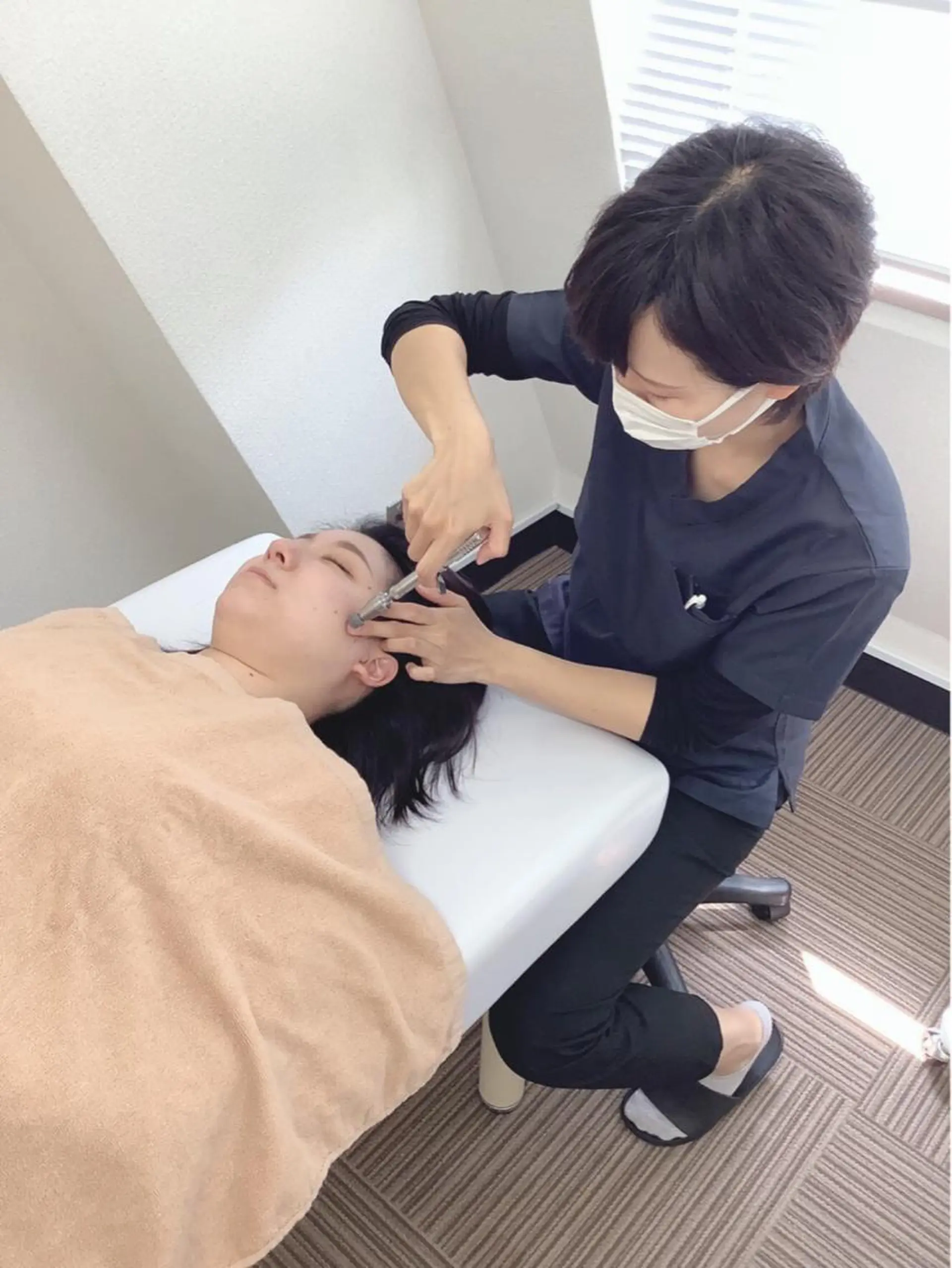 ハリサロンドオフ 美容鍼灸×小顔整体のエステ・リラクイメージ