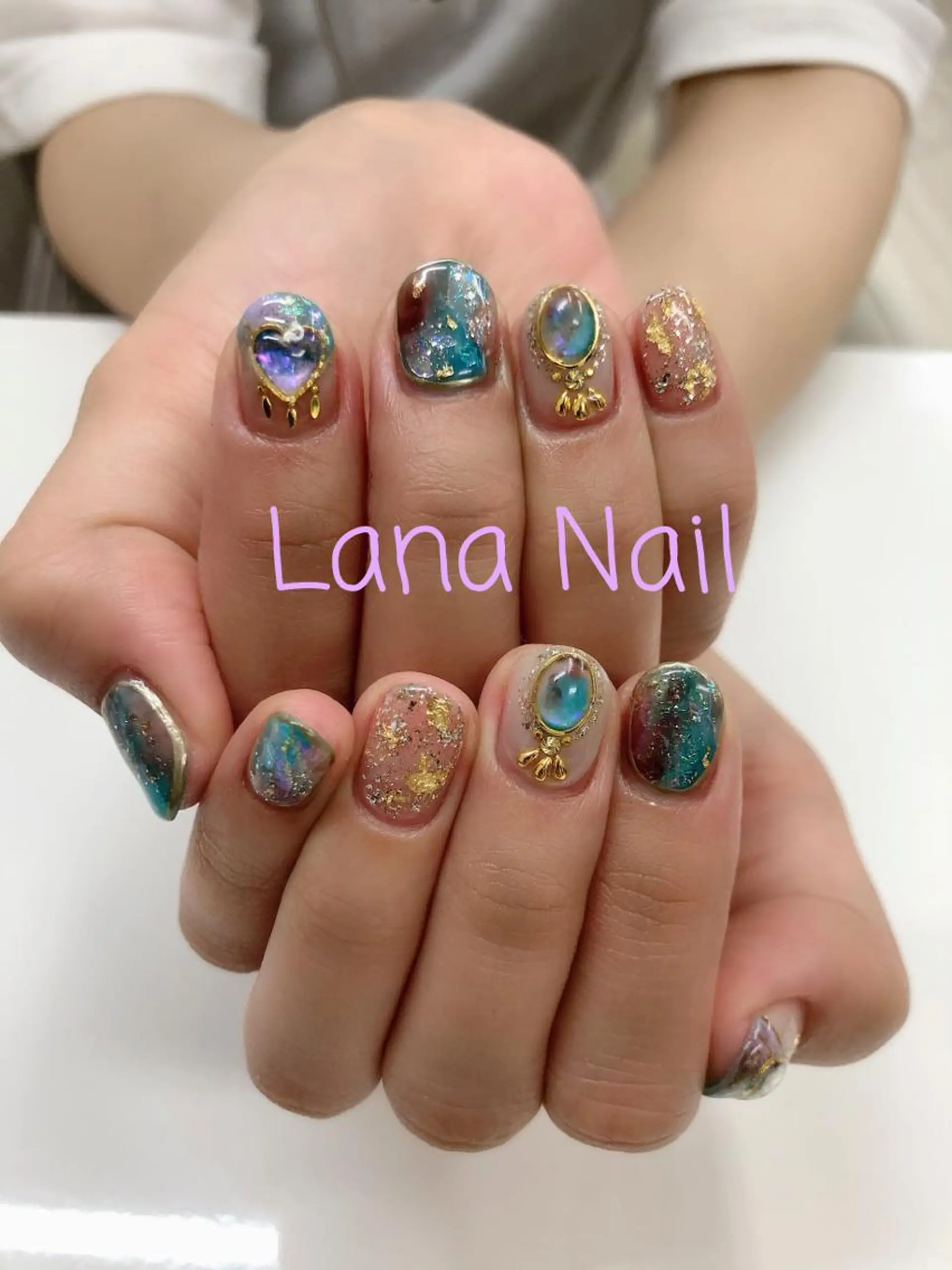 ネイル ジェルネイル Lana Nailのネイルデザイン