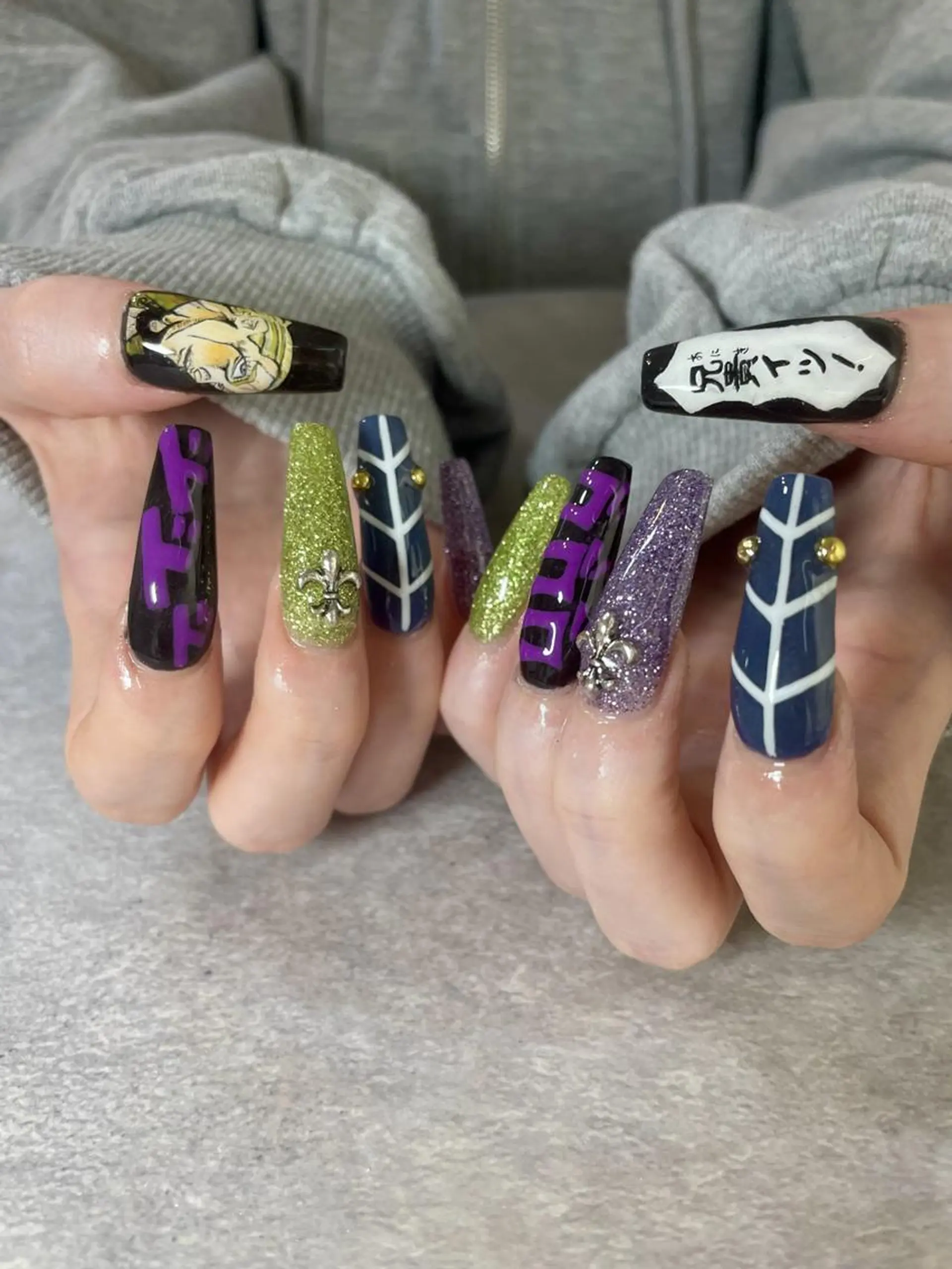 ネイル elu hのネイルデザイン