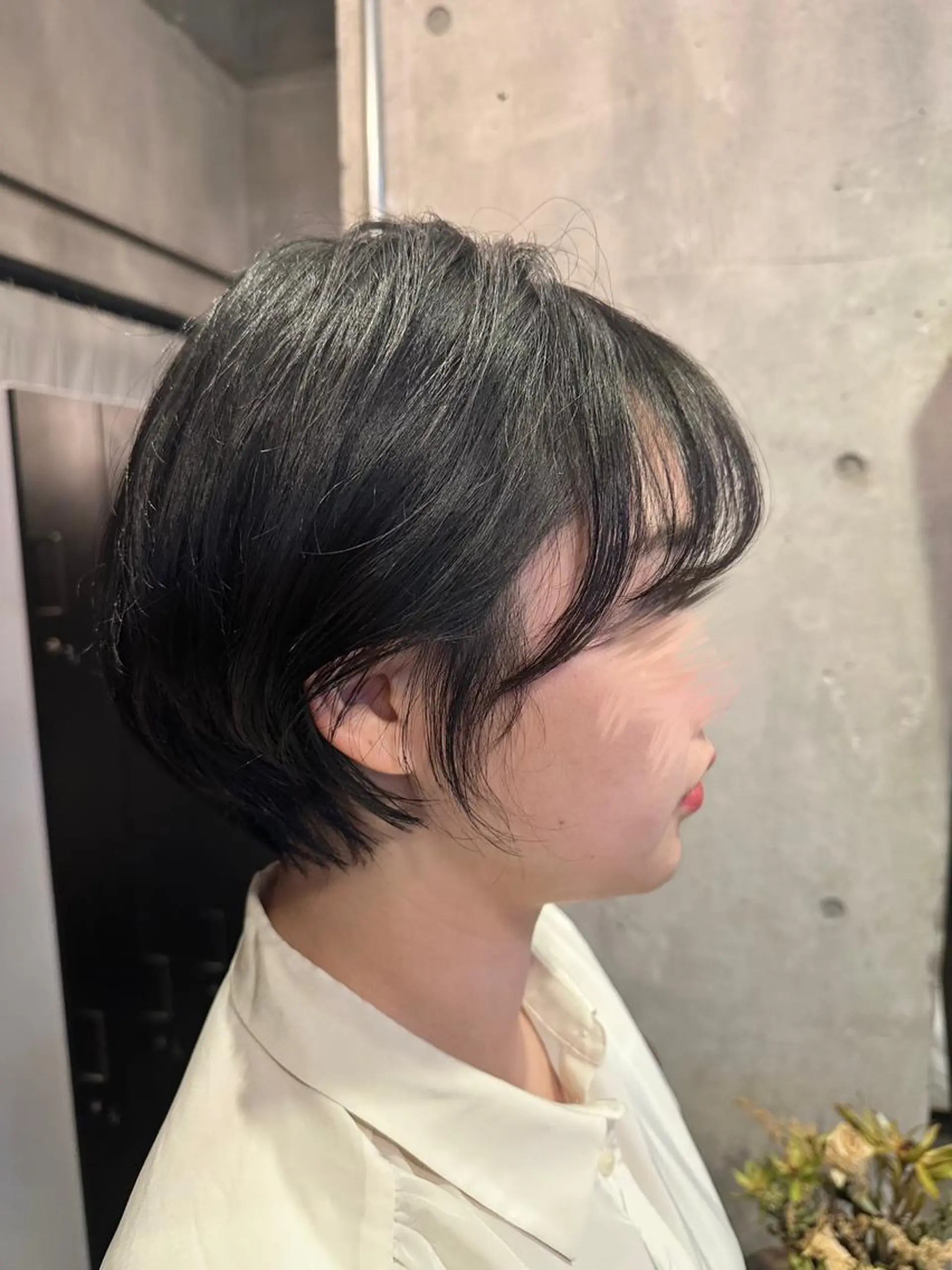 ショート MIYU透明感カラー ブリーチなしWカラーのヘアスタイル