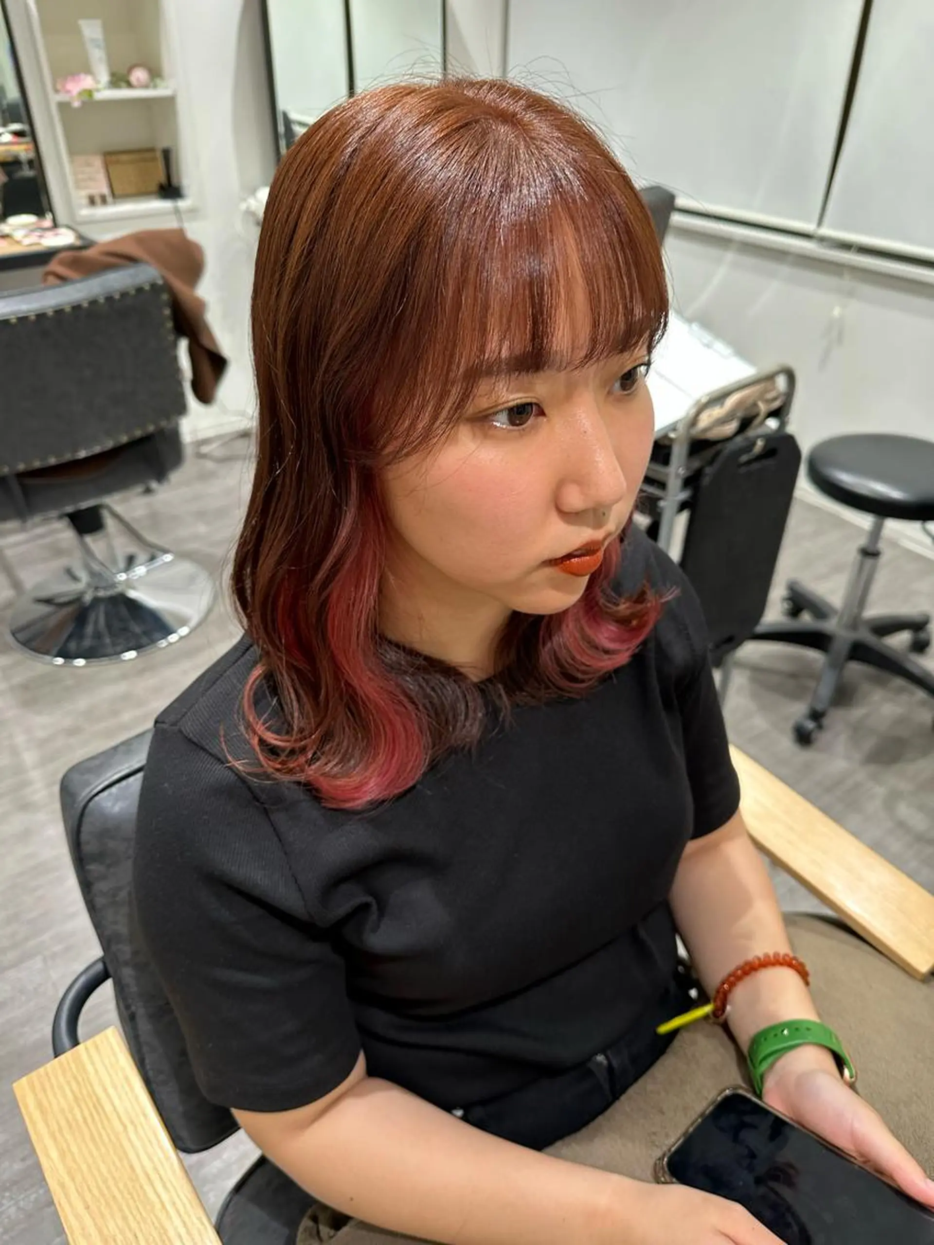 ミディアム カラー ピンクカラー 艶髪レイヤー上田 紗也🇰🇷💗のヘアスタイル