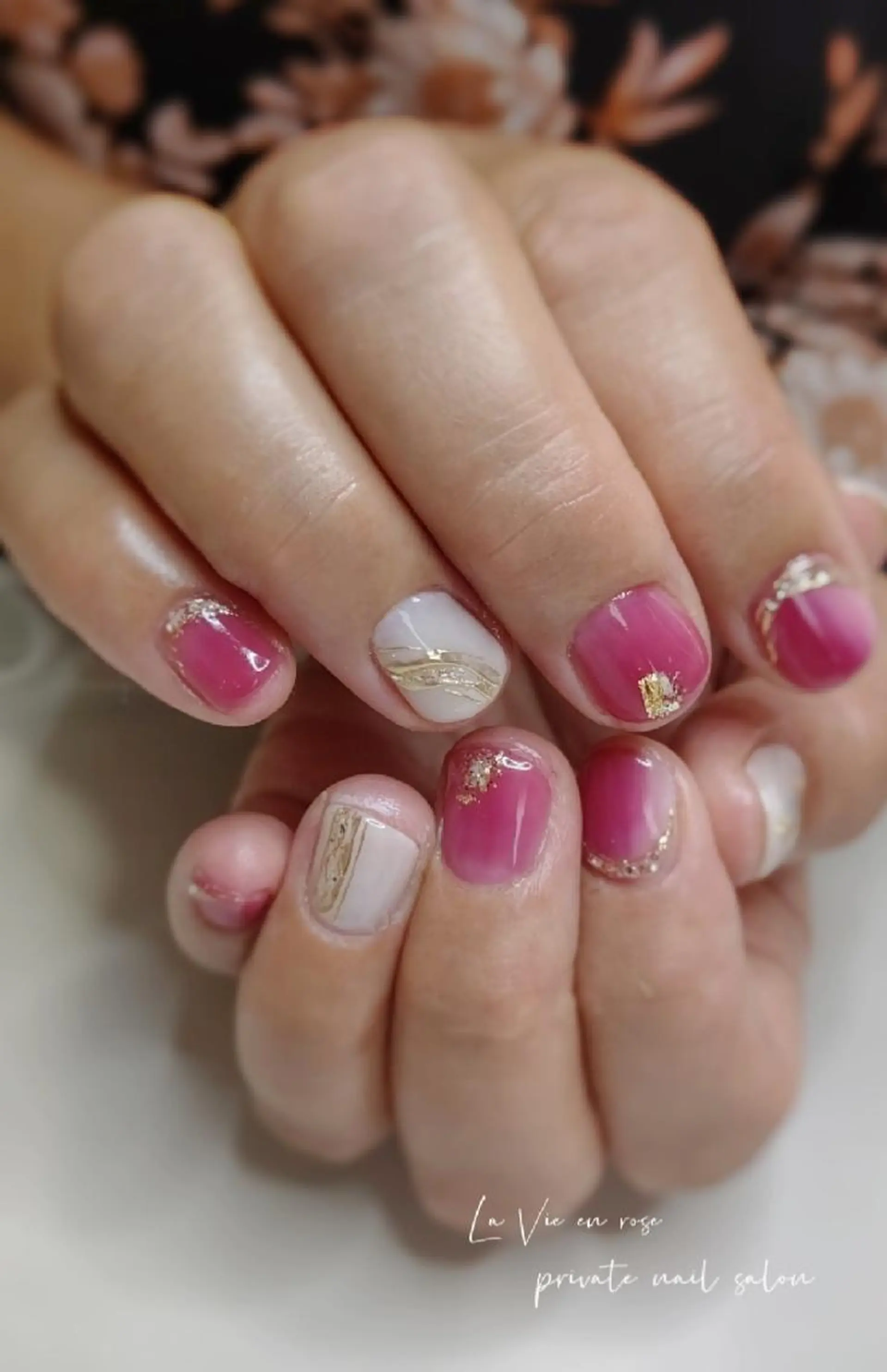 ネイル ラヴィアン ローズのネイルデザイン