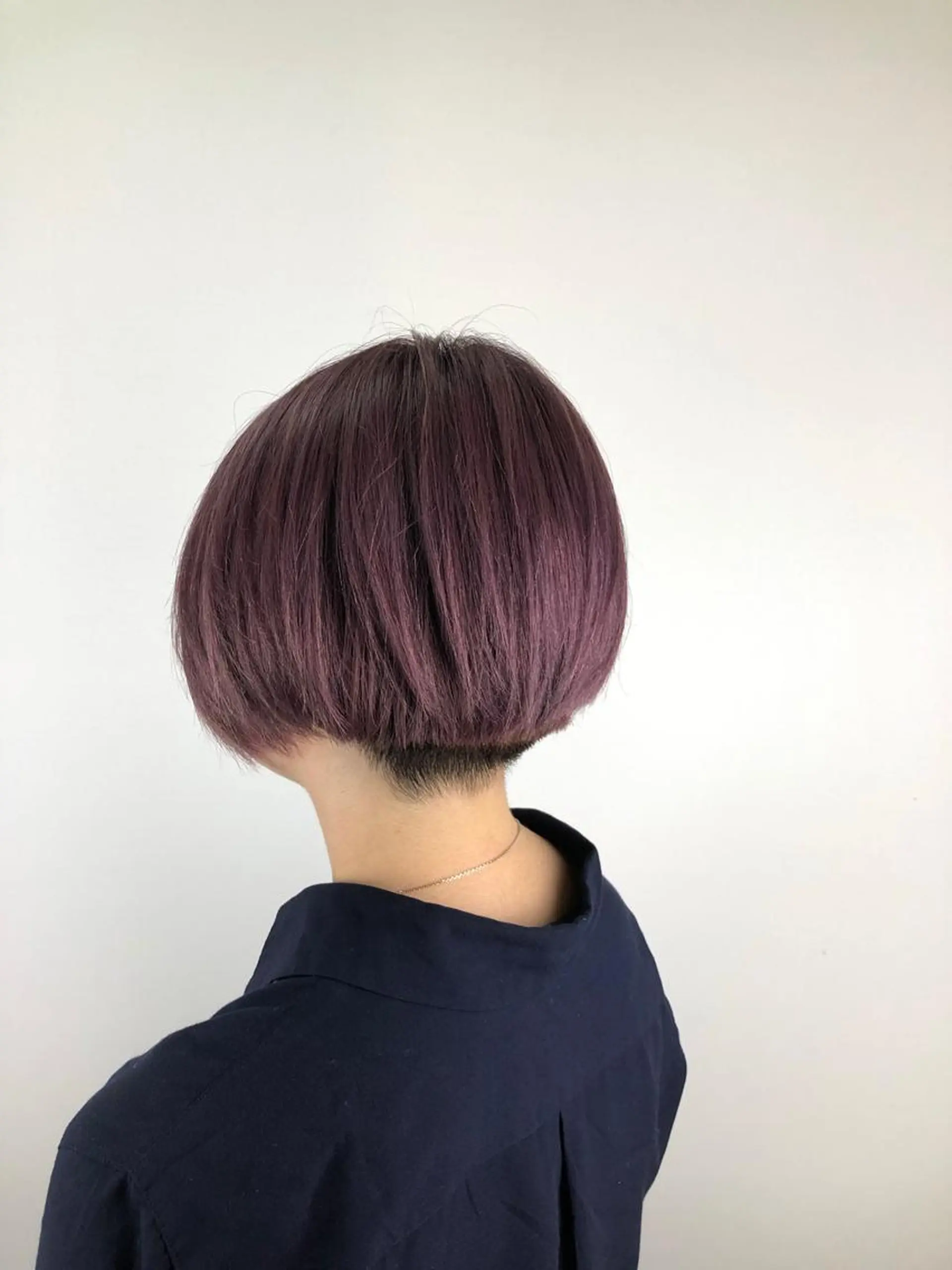 ショート カラー バイオレットカラー アリーマーケットリル 小林将士のヘアスタイル