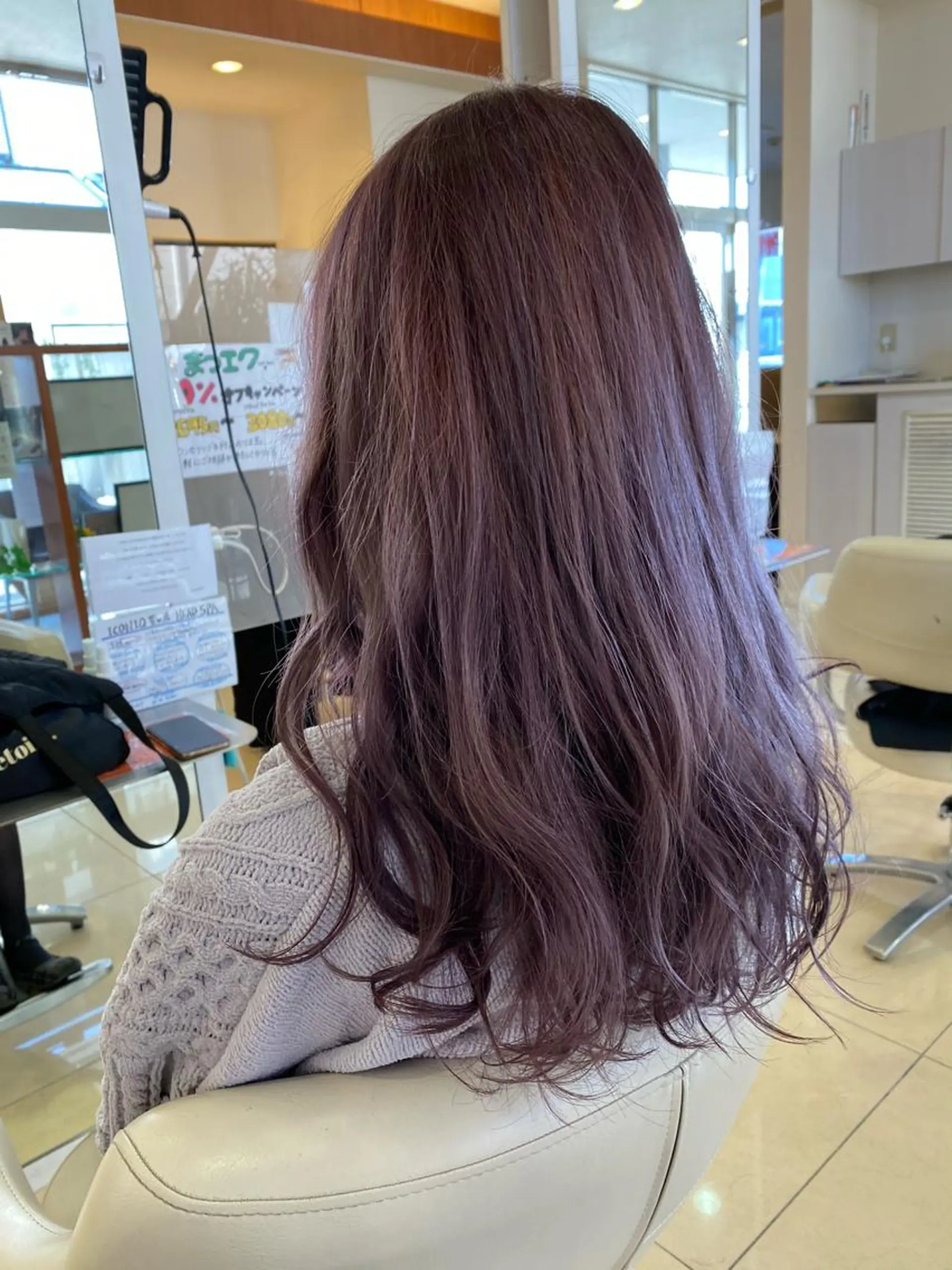 ロング カラー 牧野 佳樹のヘアスタイル