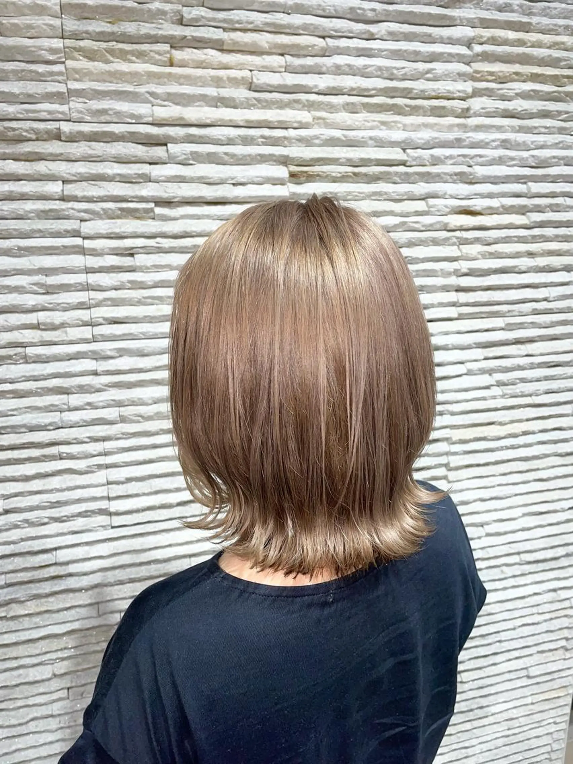 ミディアム カット ヘアカラー 嶋田 ゆきのヘアスタイル