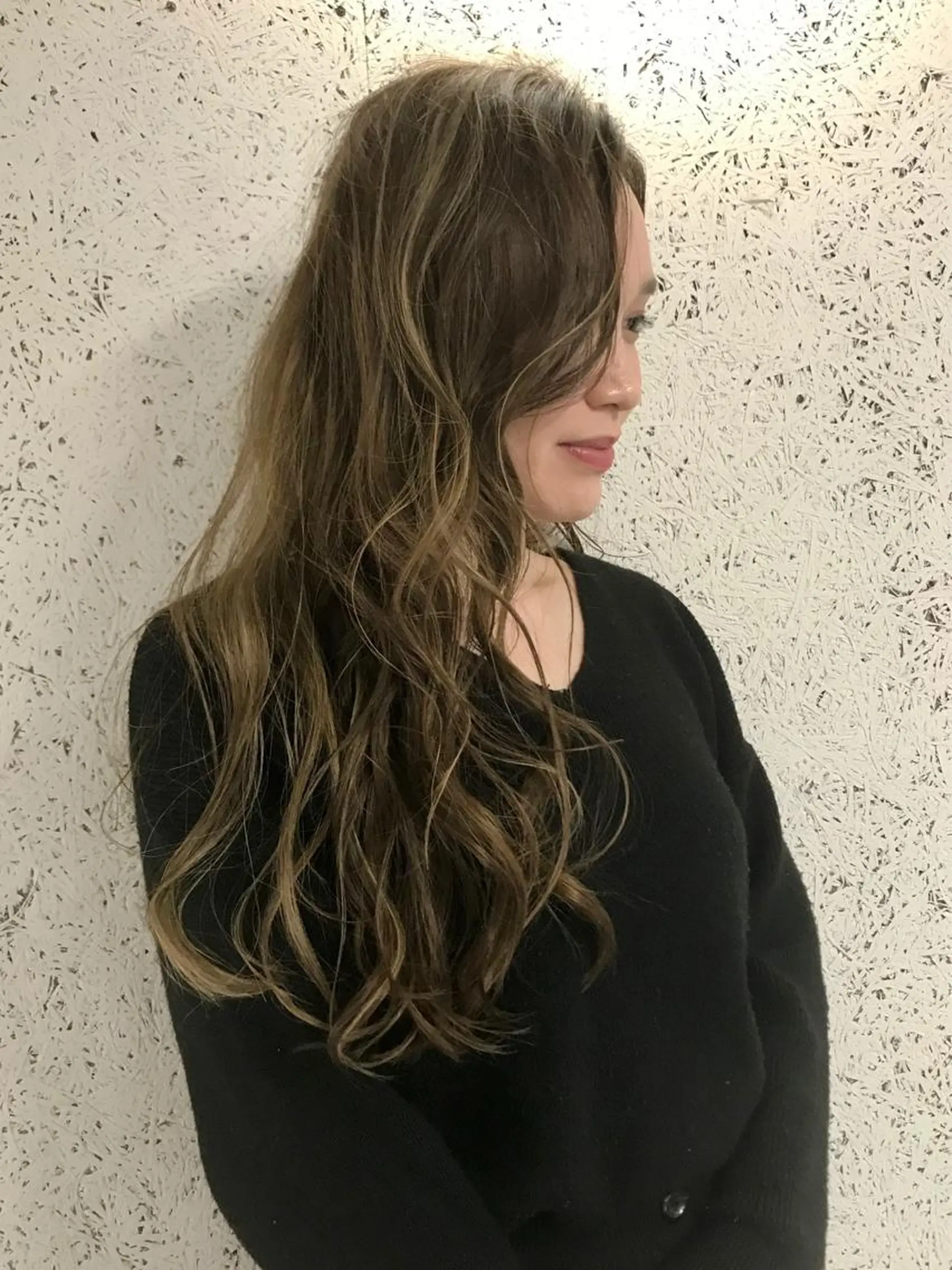 ロング カラー KOOKI スティードトーキョーのヘアスタイル