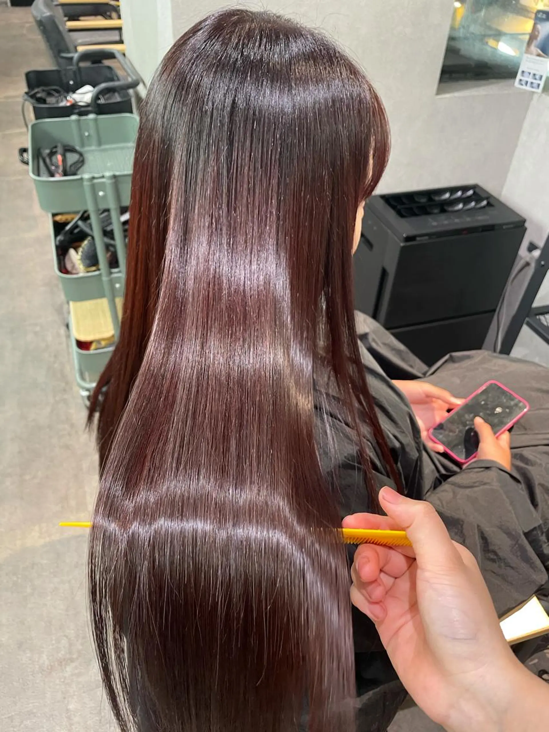 ロング カラー 髪質改善 トリートメント ヘアカラー トリートメント ナチュラル透明感🌱 小山美樹子のヘアスタイル
