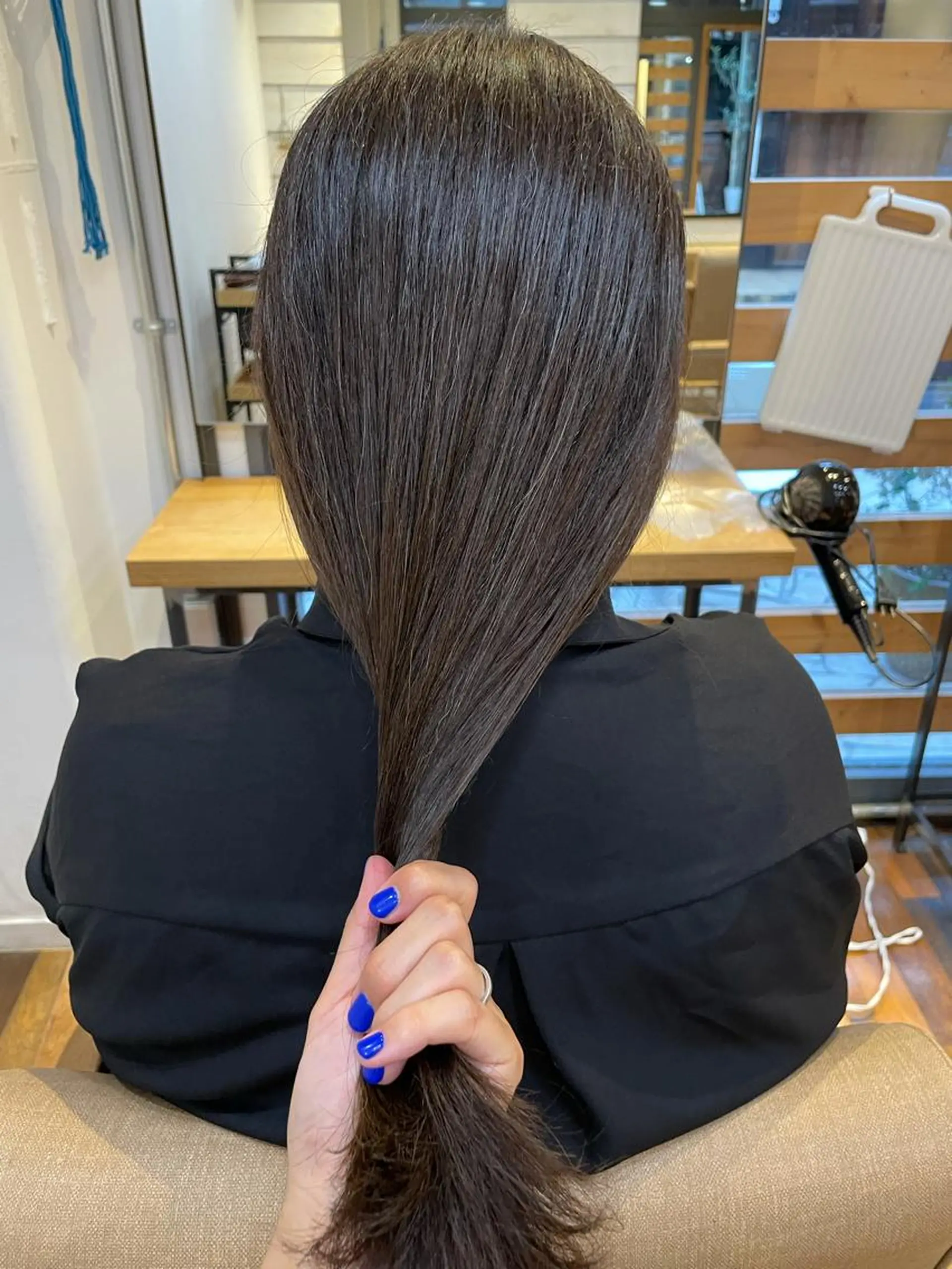 ロング カラー あずまぐち めぐみのヘアスタイル