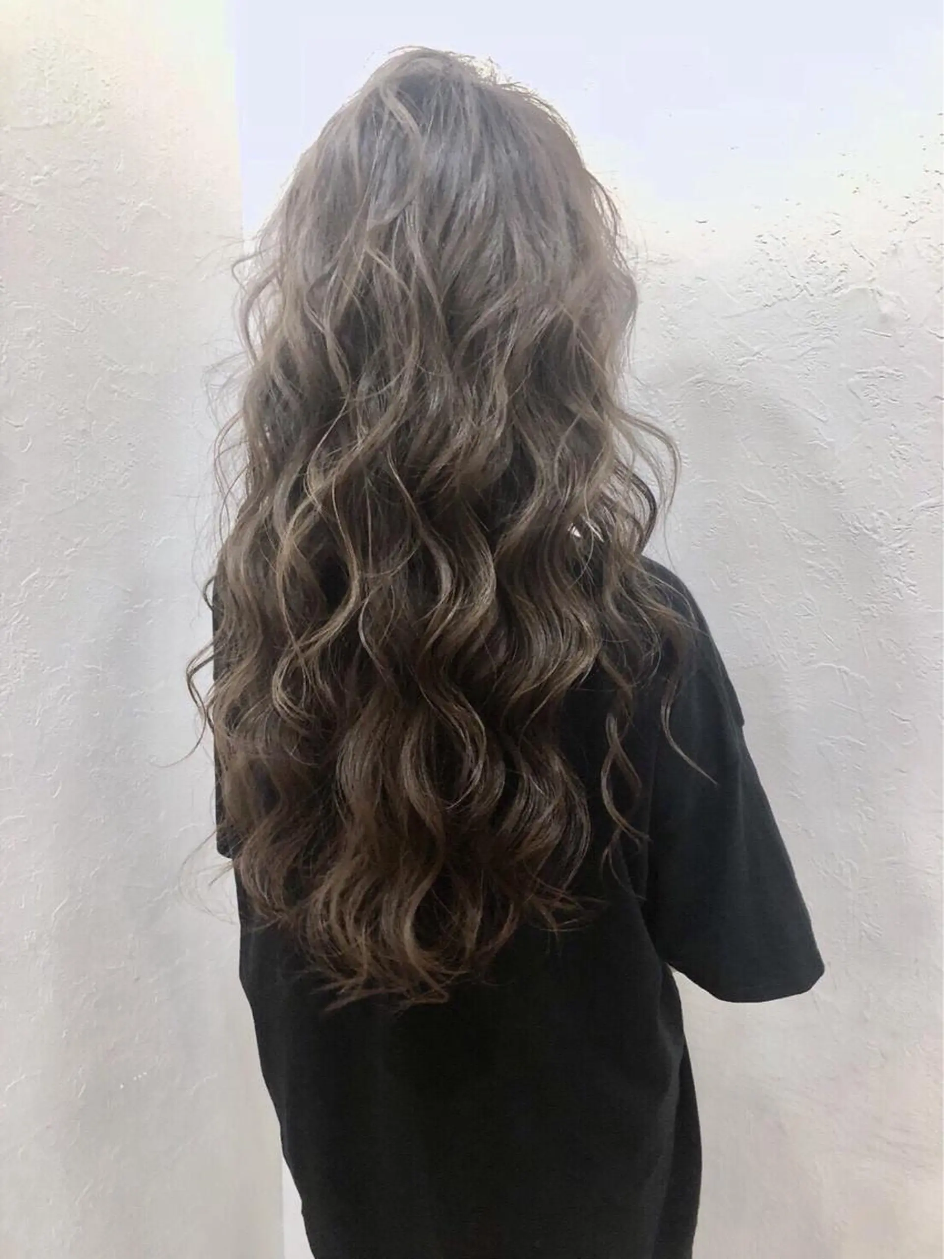 カラー ヘアカラー ○HITOMI ○のヘアスタイル
